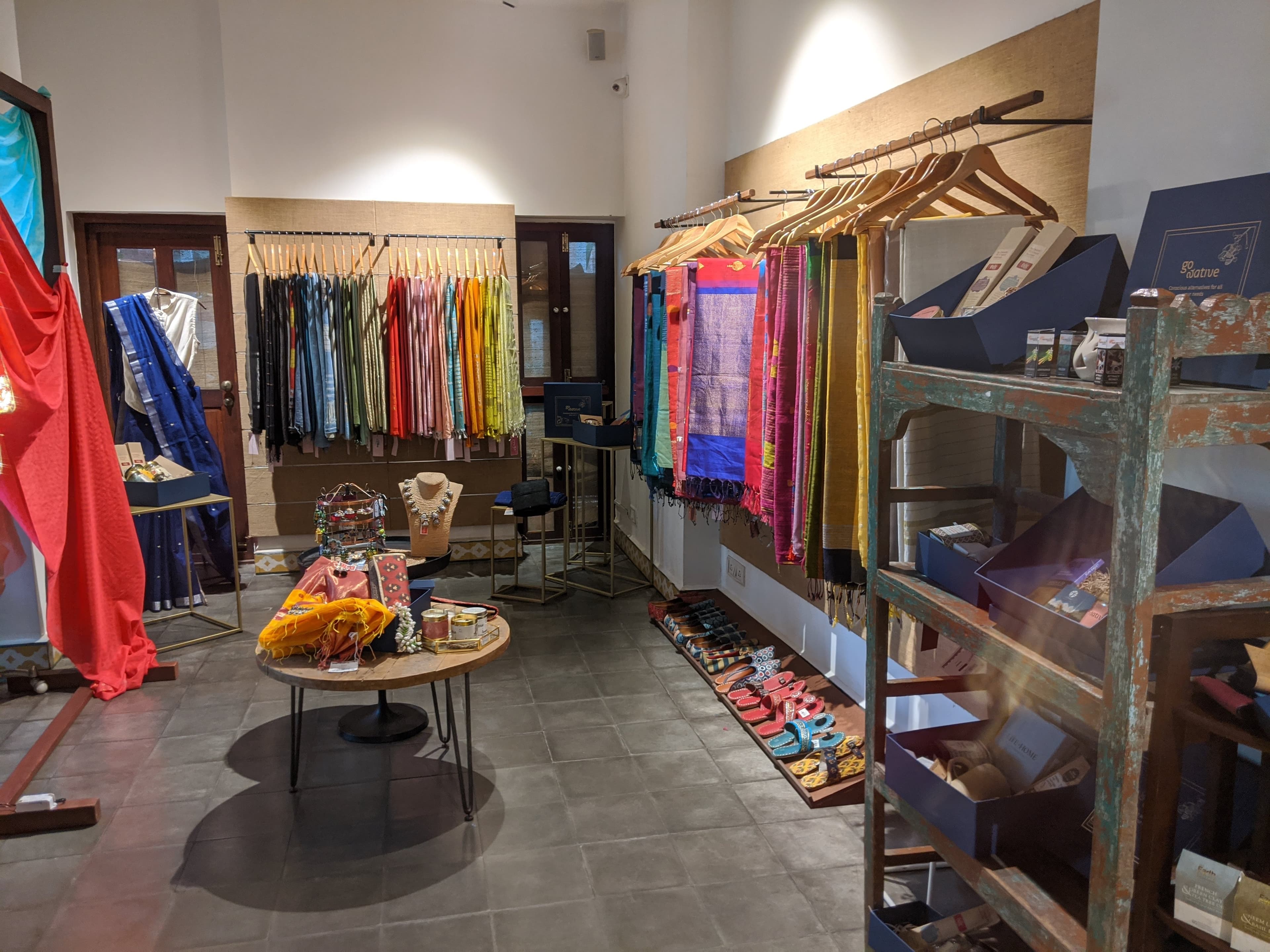 Go Native display 15