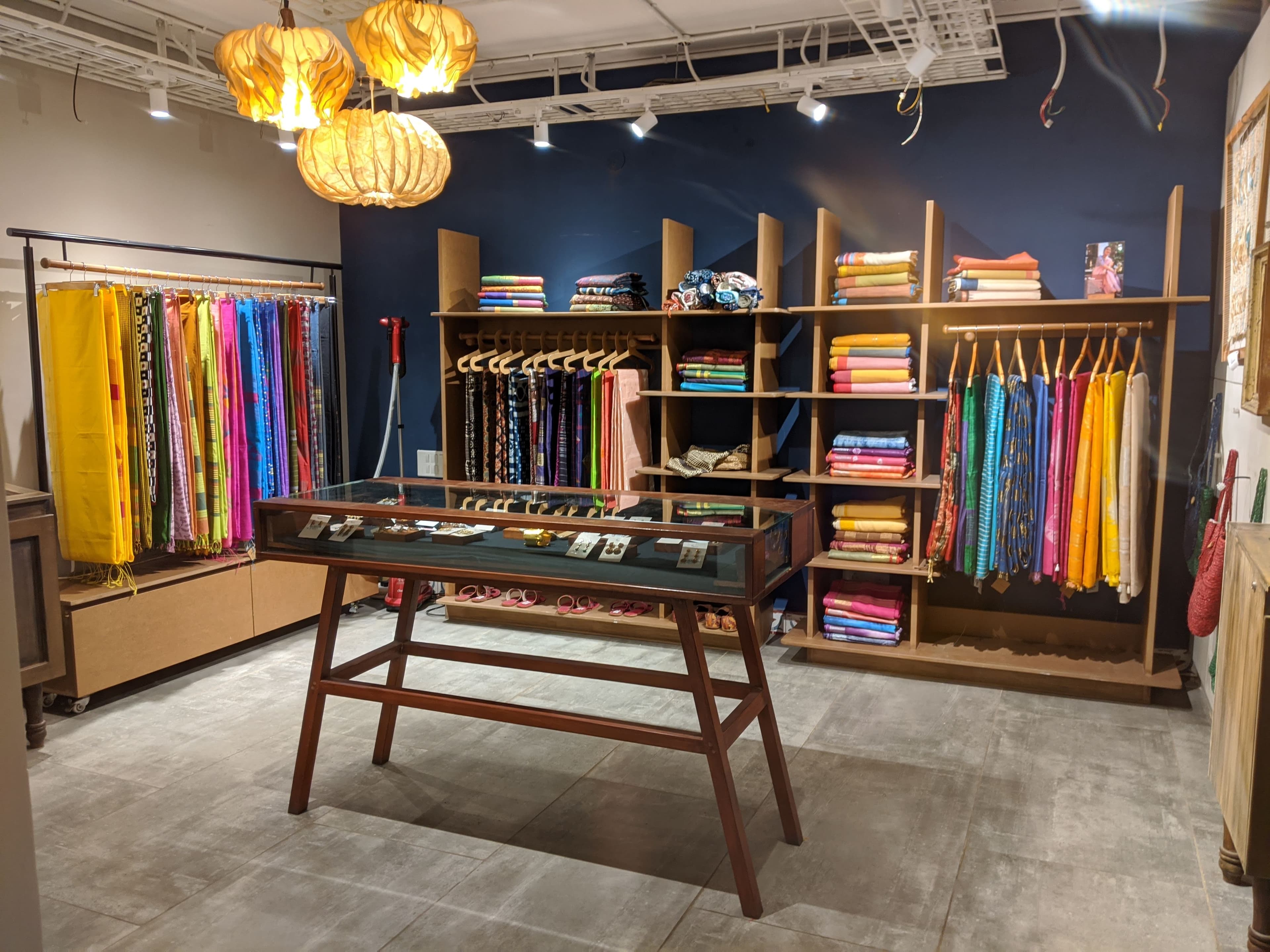 Go Native display 16