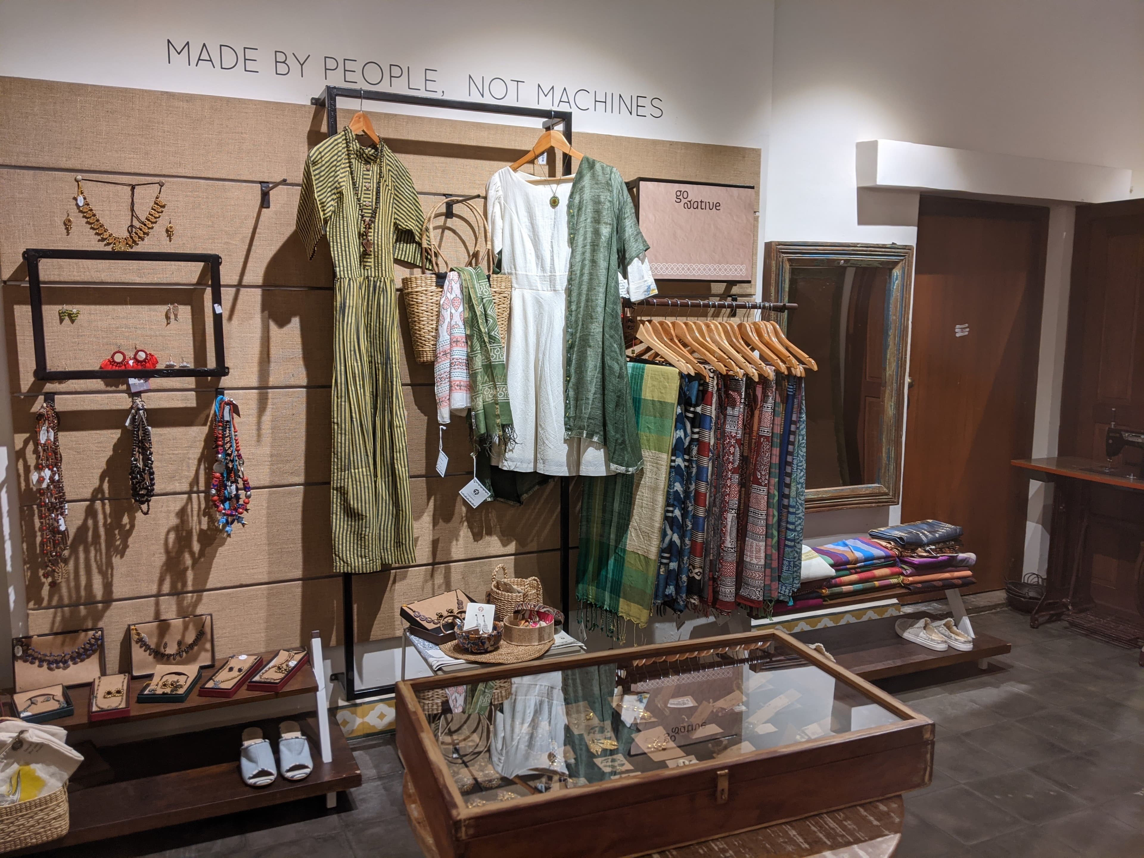 Go Native display 18