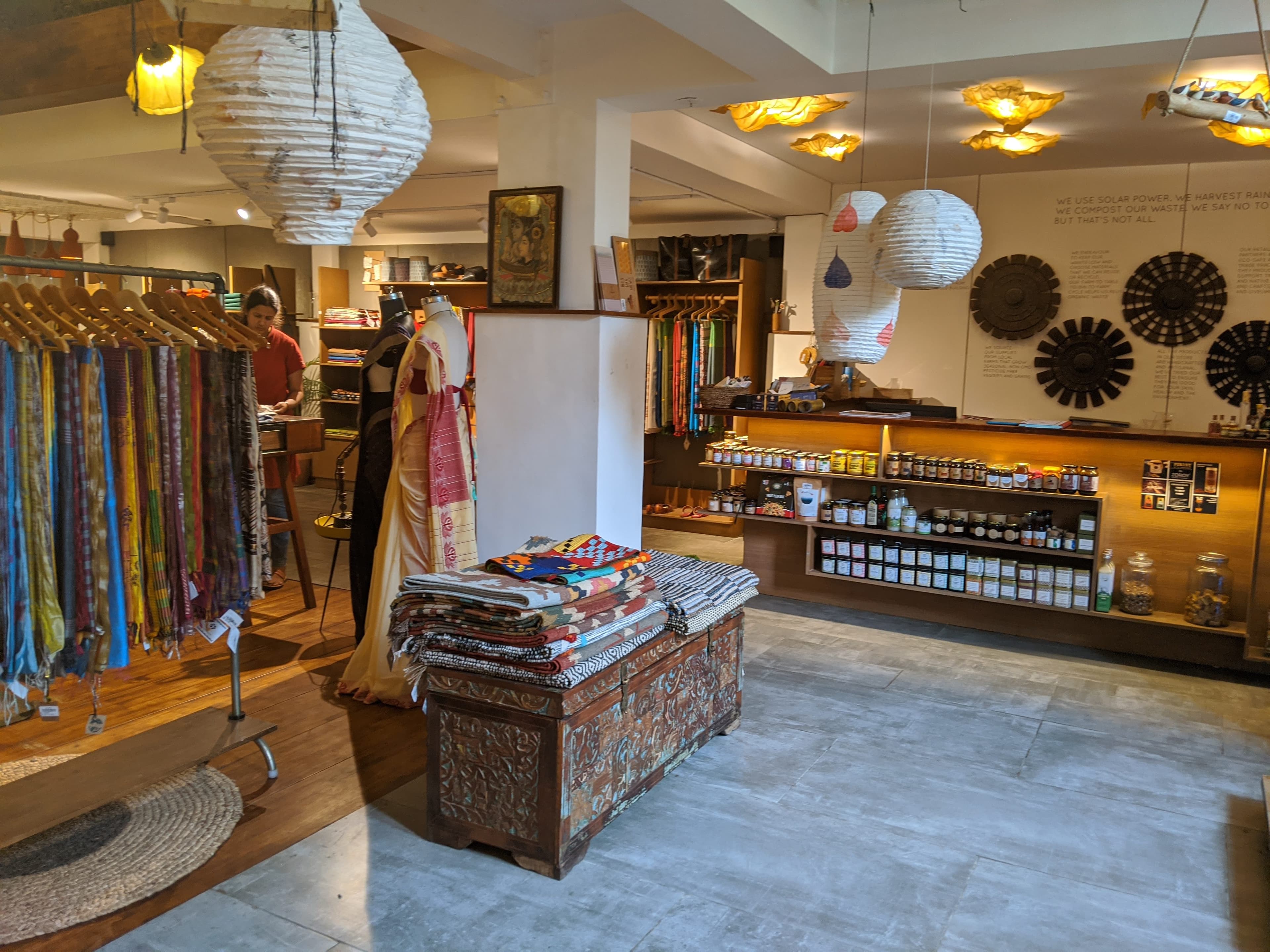 Go Native display 195