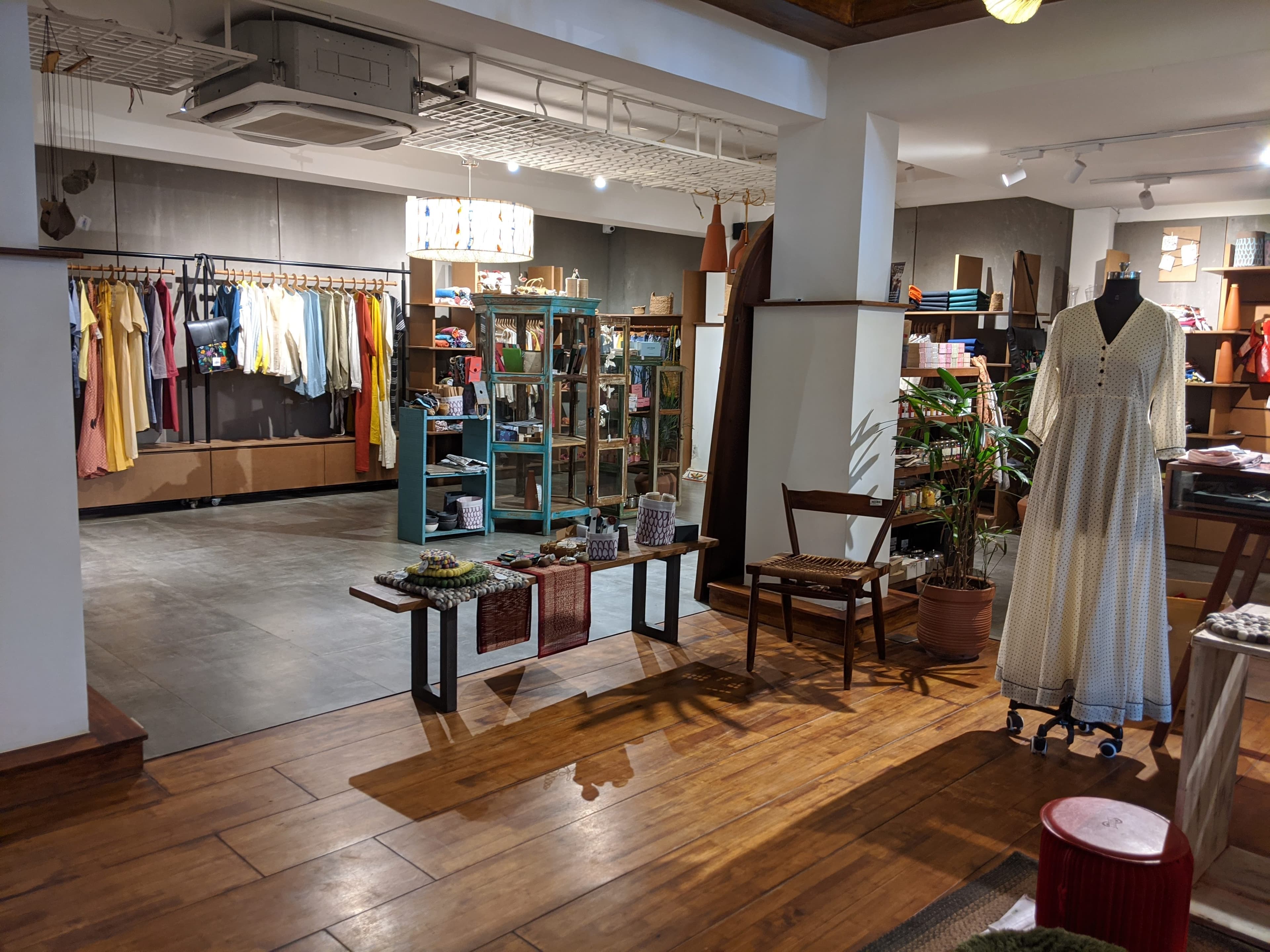 Go Native display 118