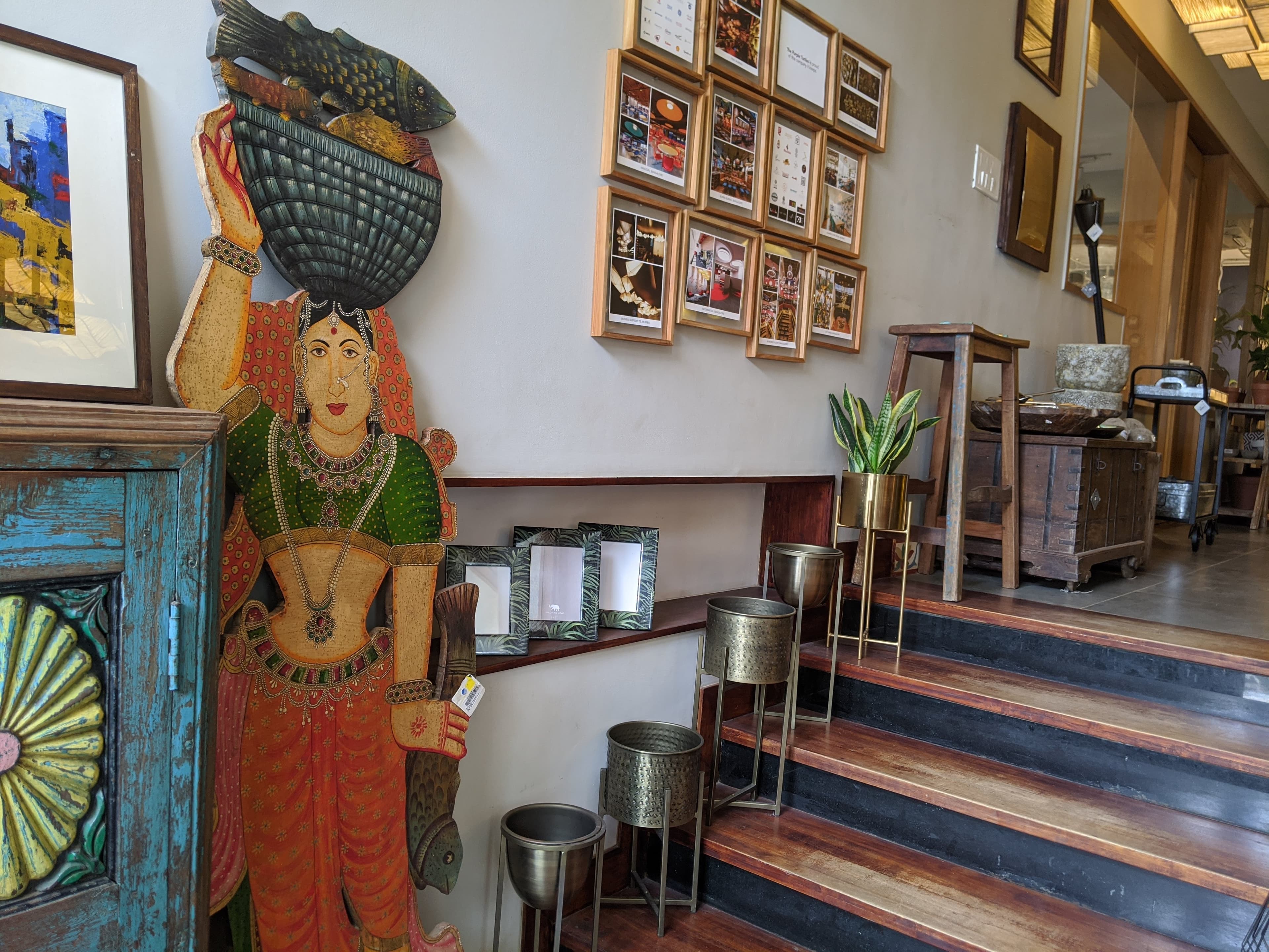 Go Native display 211