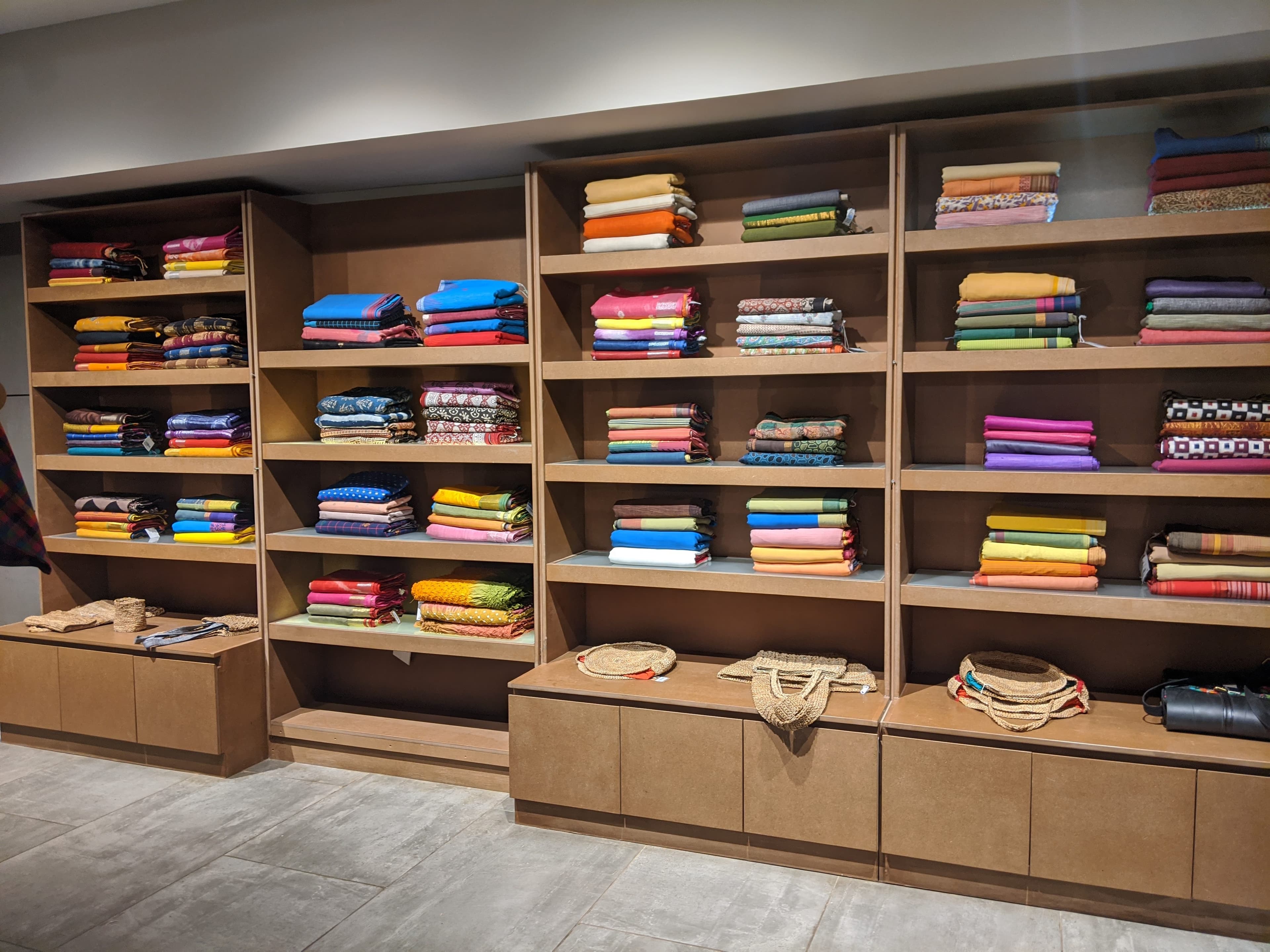 Go Native display 183