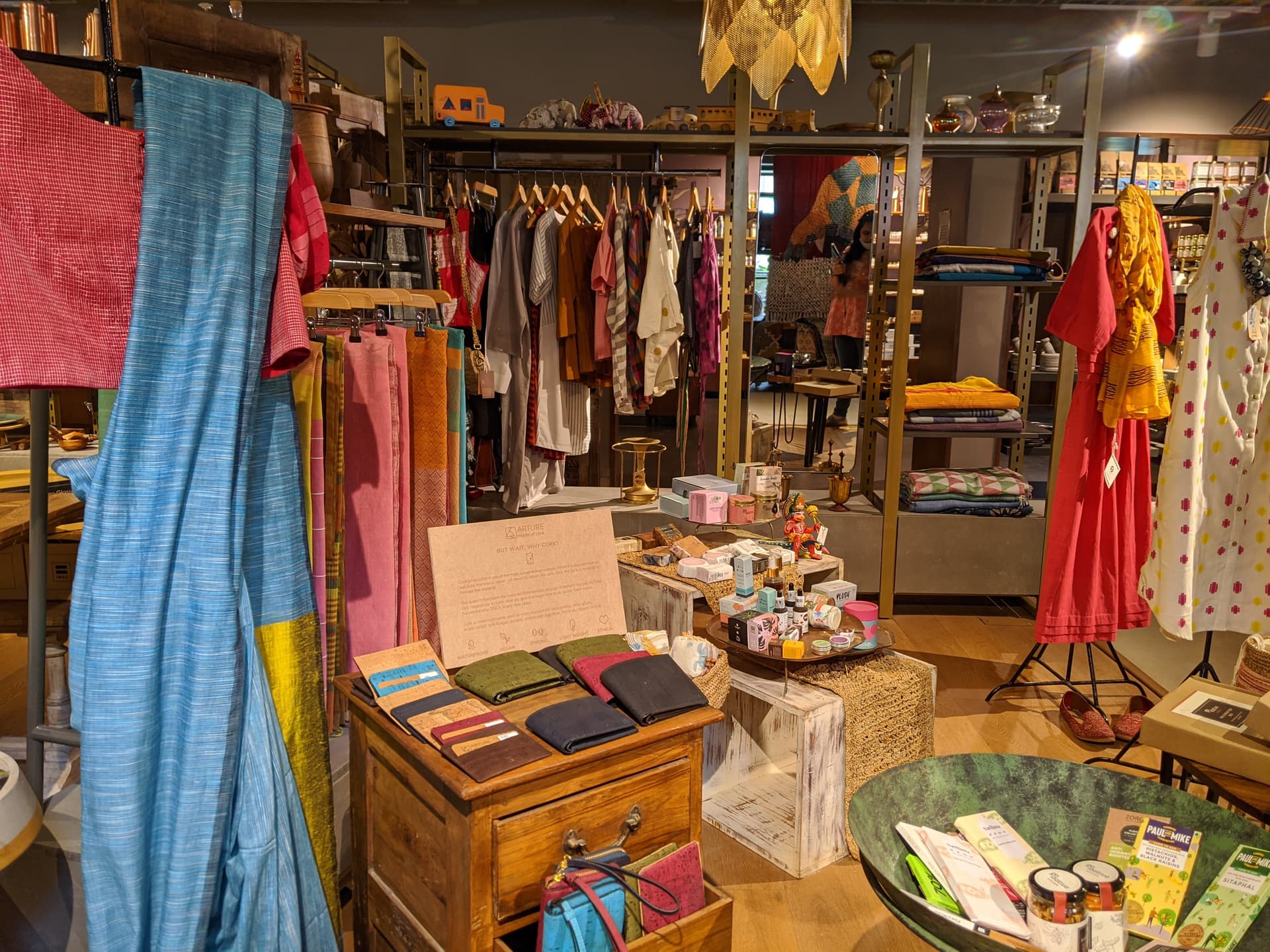 Go Native display 153