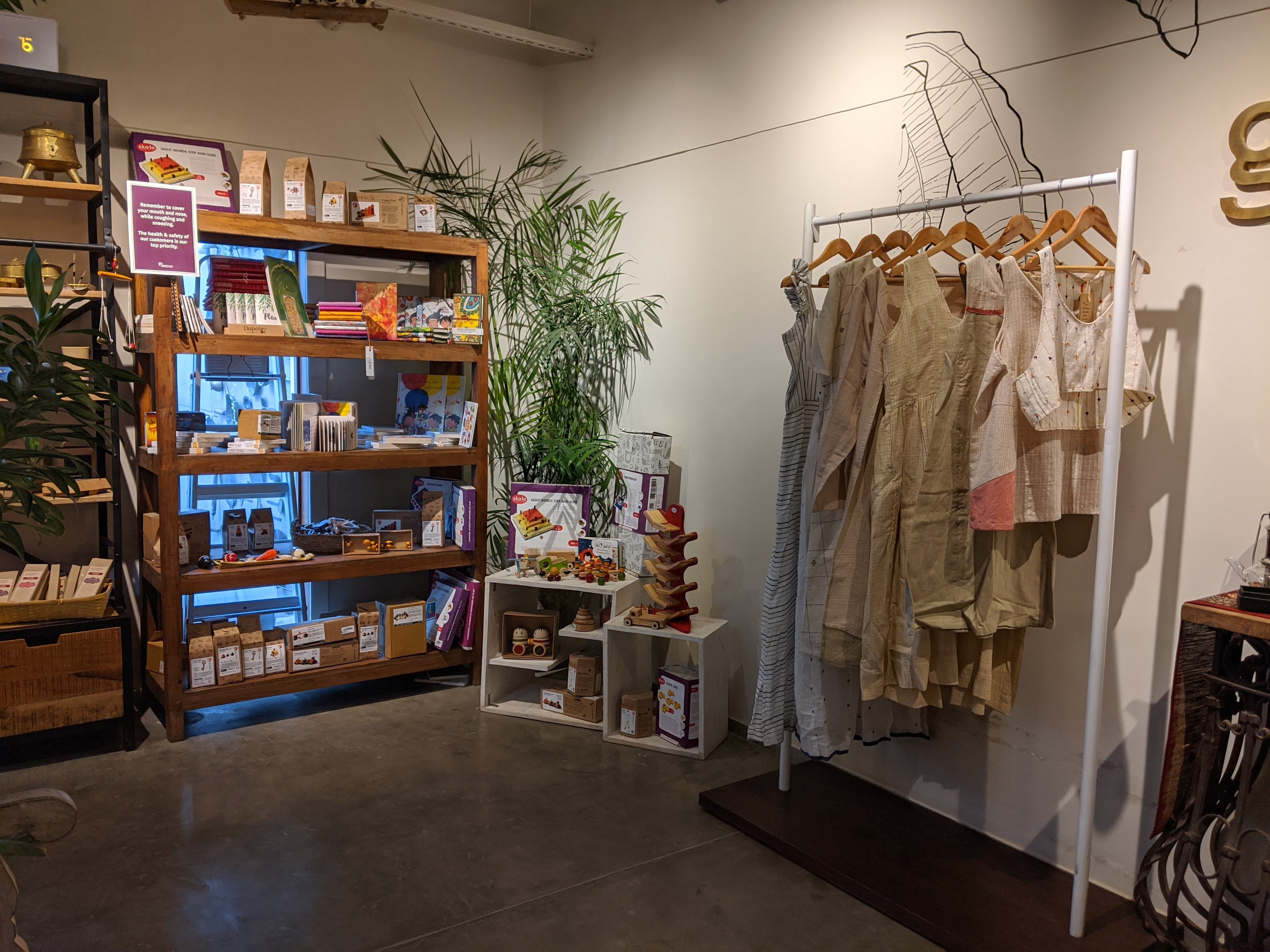 Go Native display 69