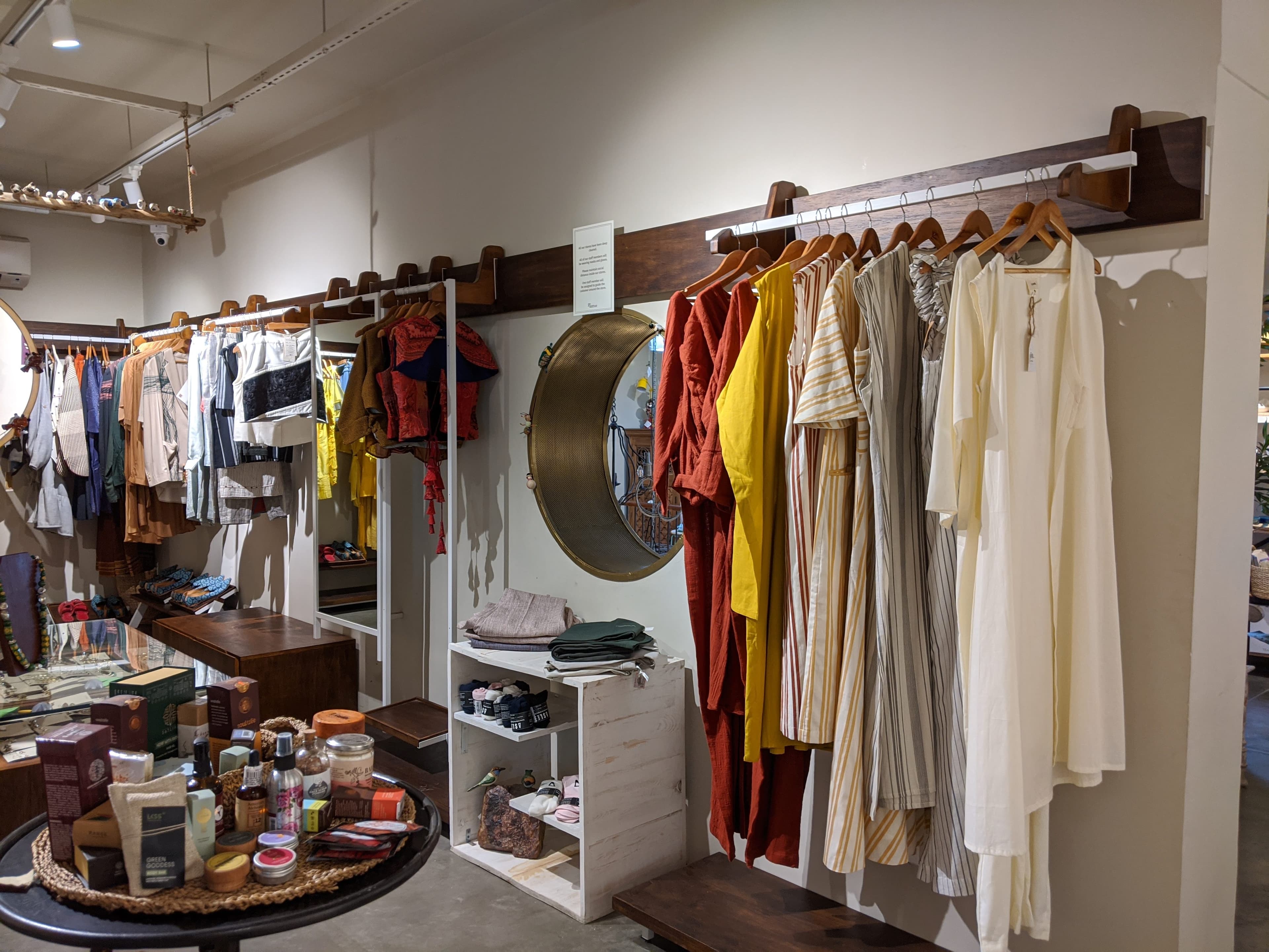 Go Native display 98