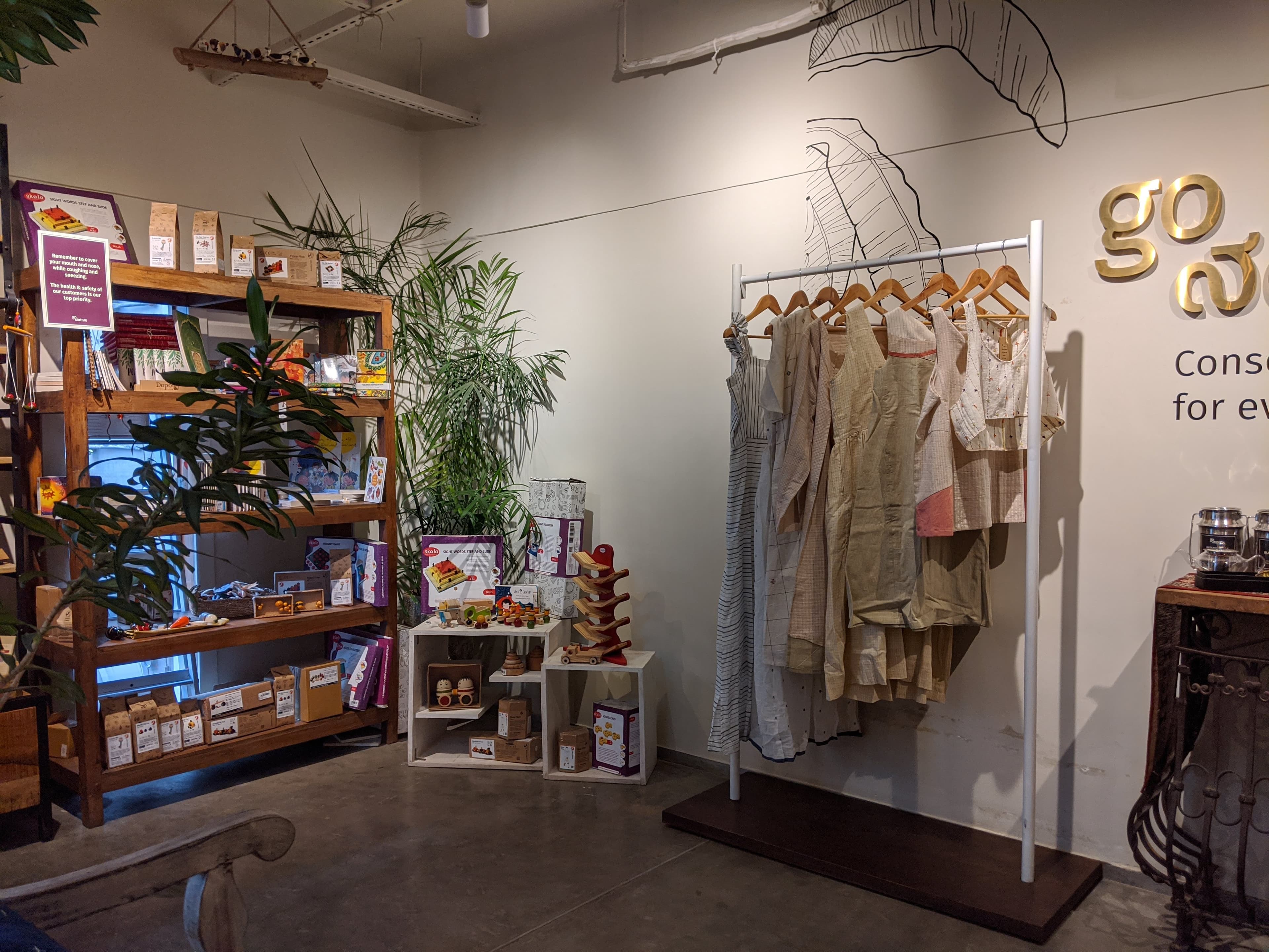 Go Native display 176