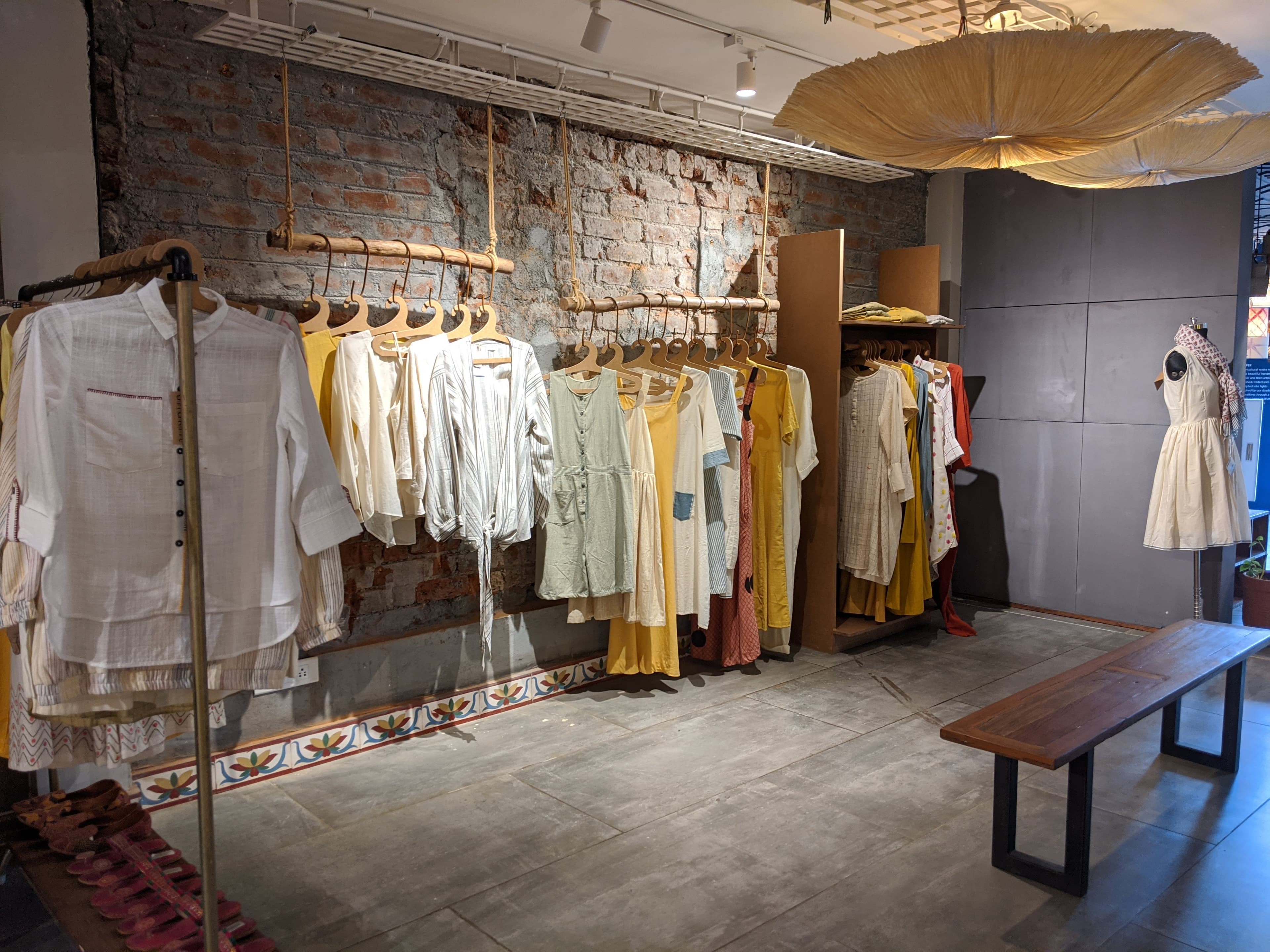 Go Native display 86