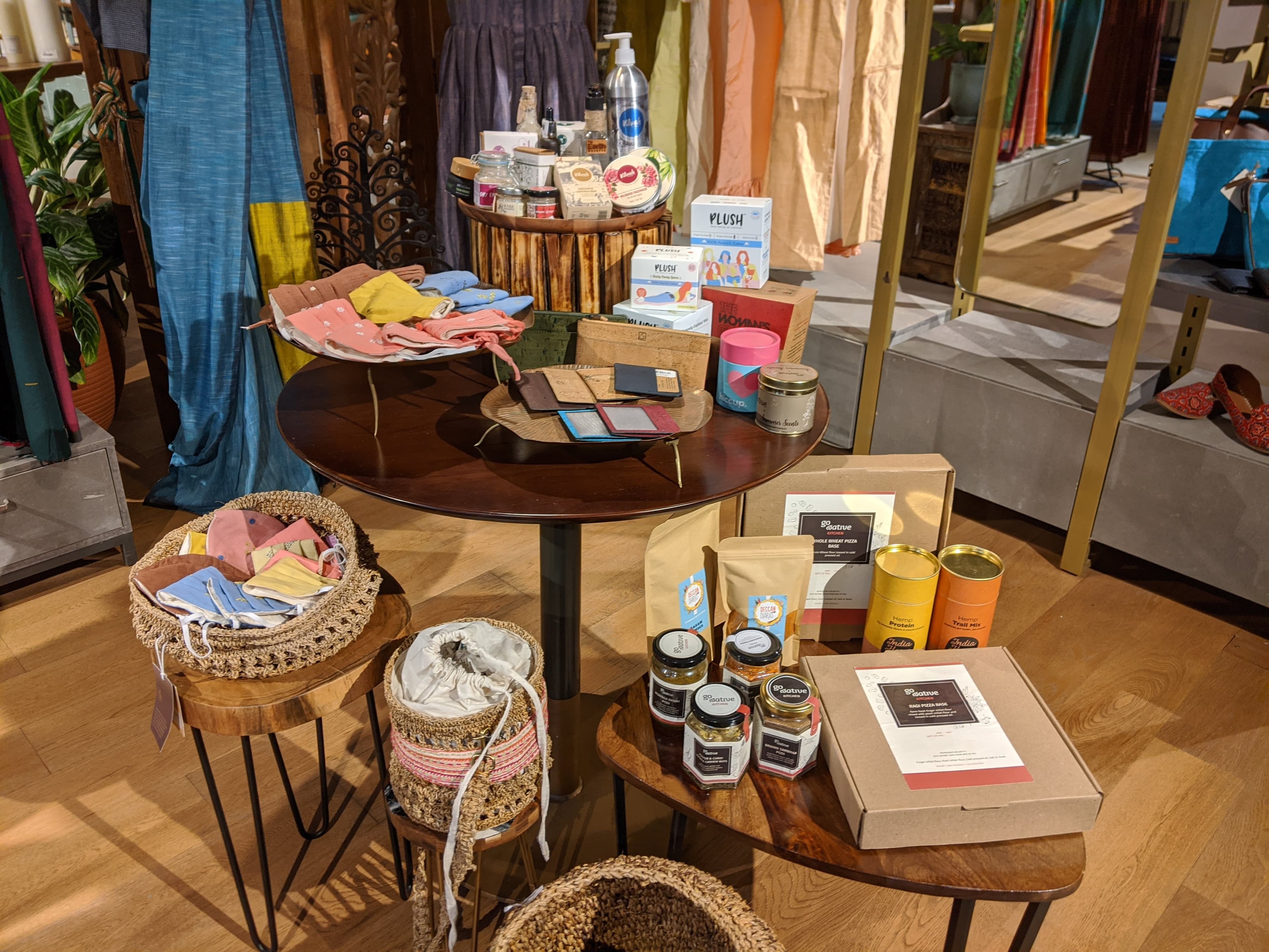 Go Native display 145