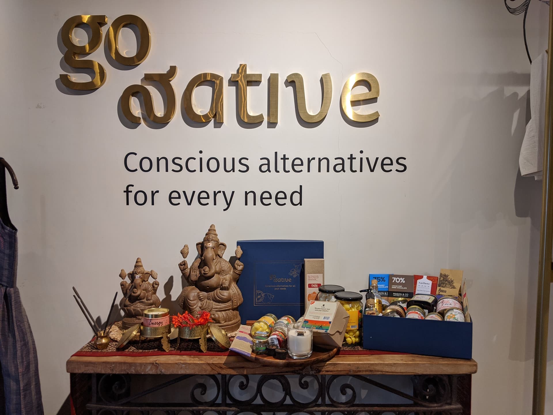 Go Native display 52