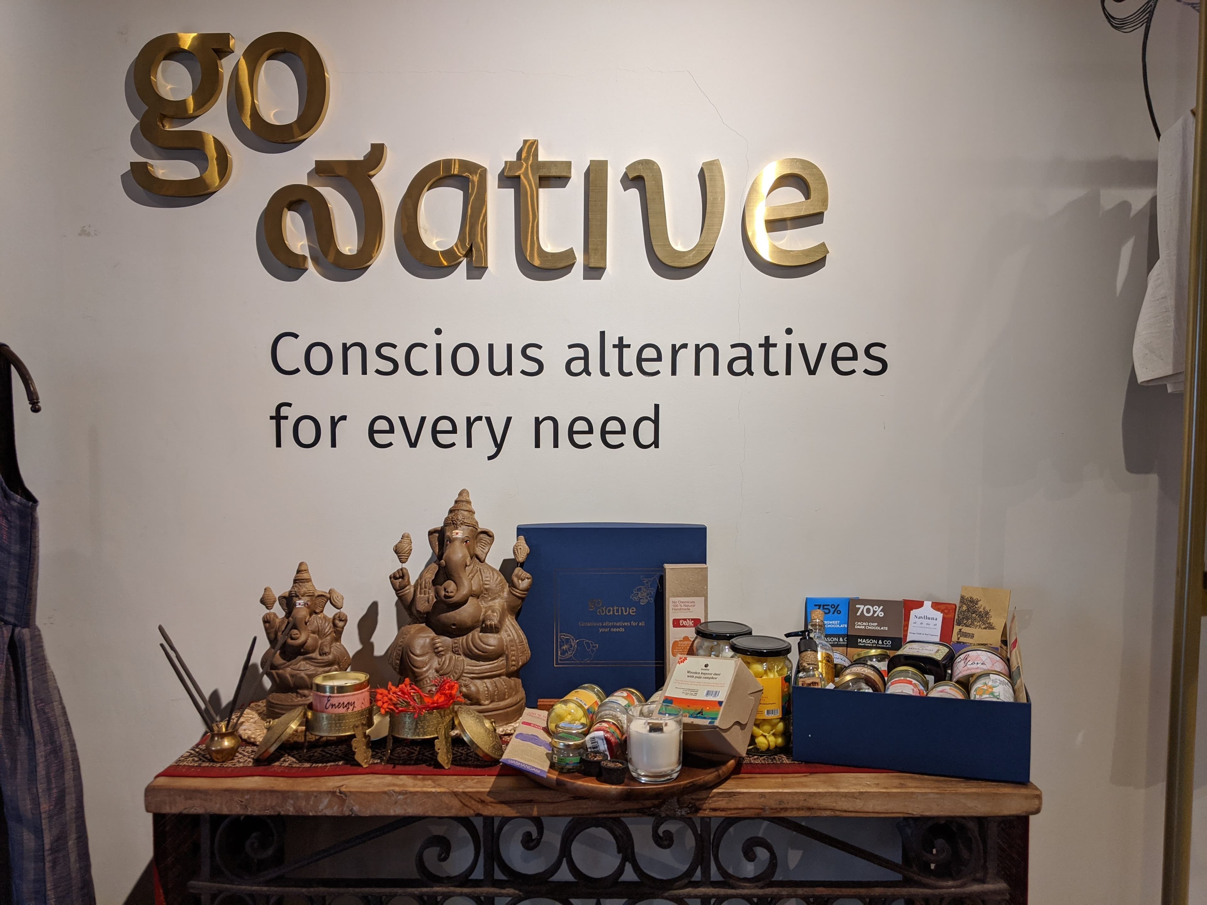 Go Native display 52