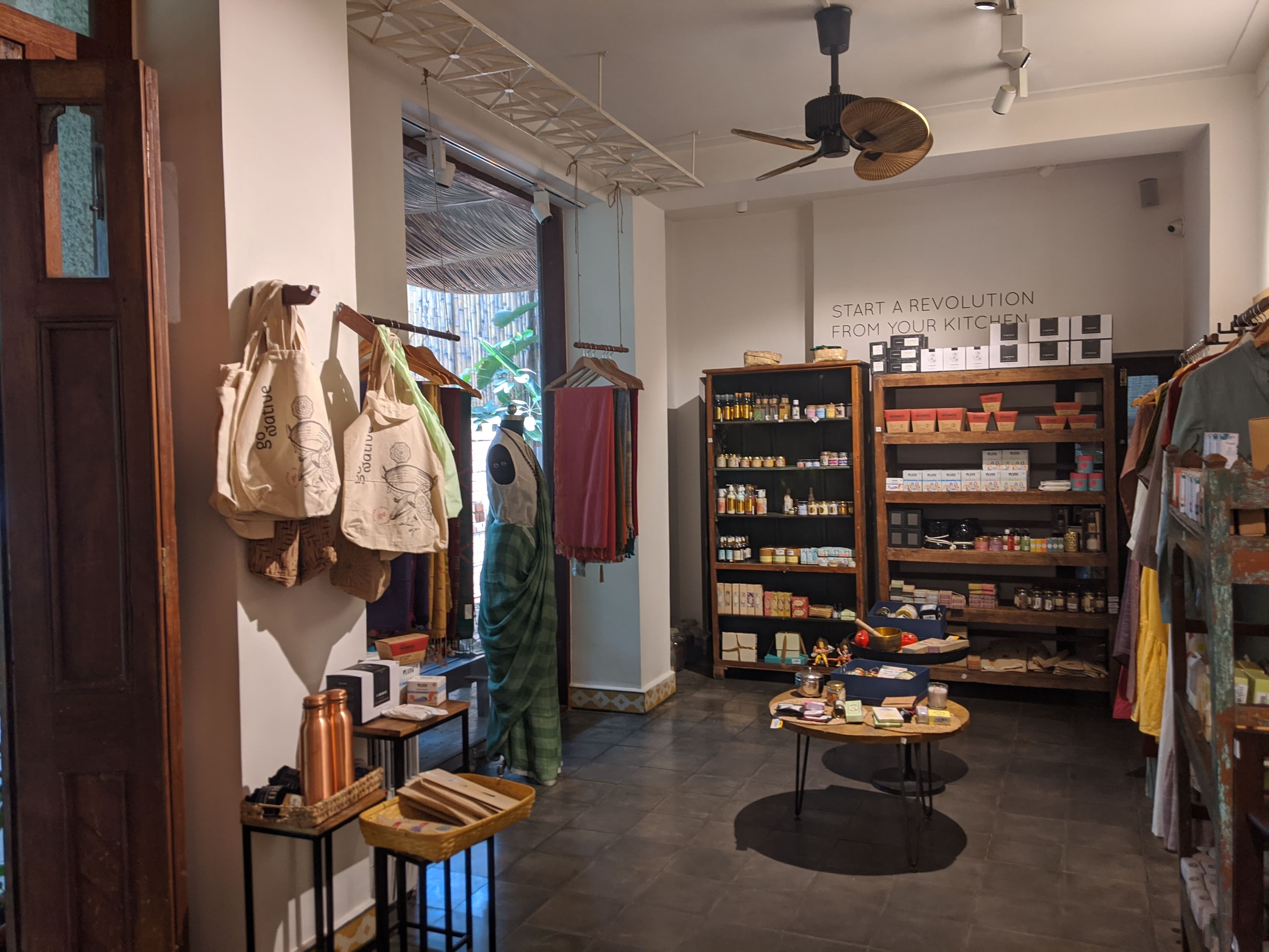 Go Native display 154