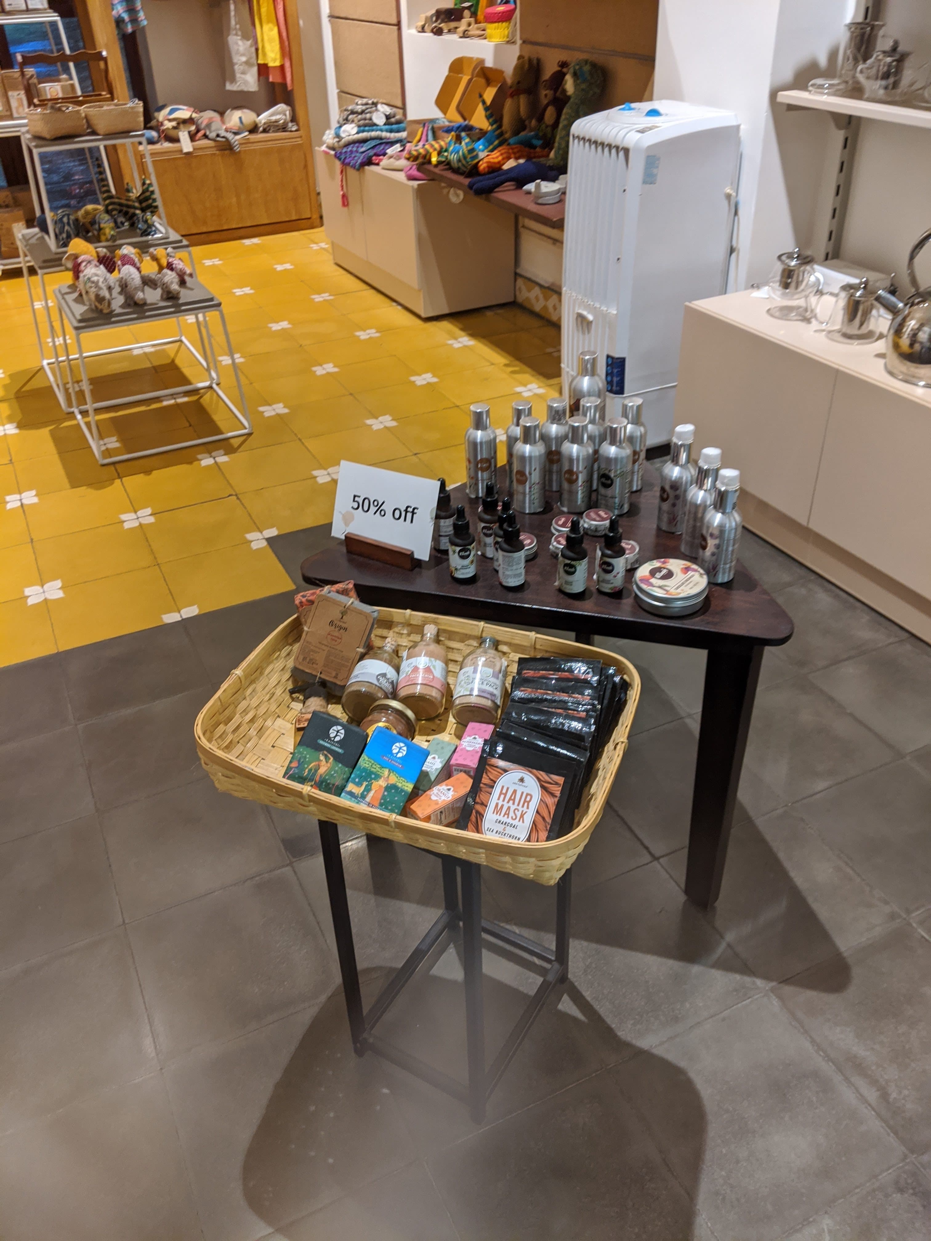 Go Native display 50