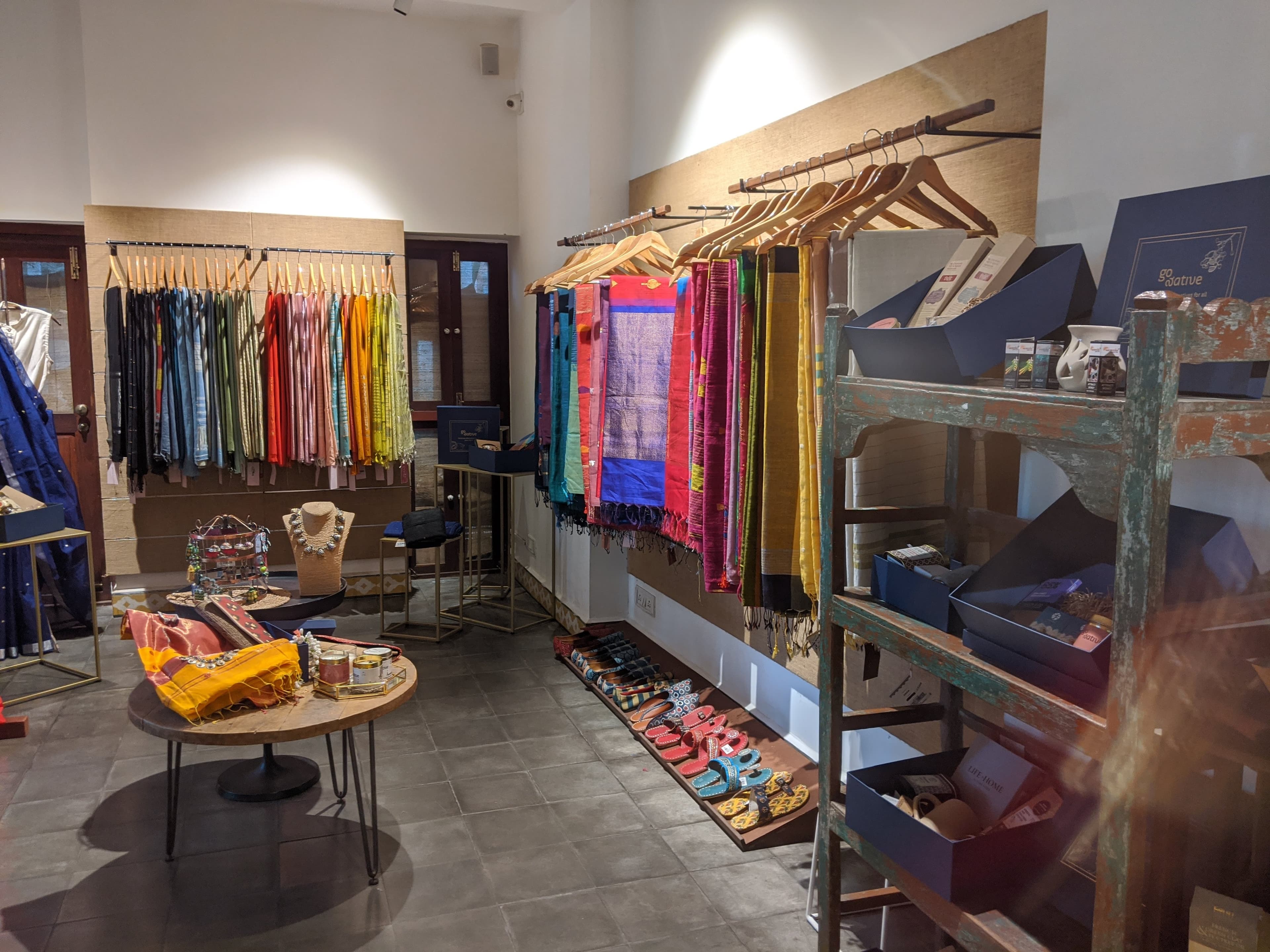 Go Native display 92