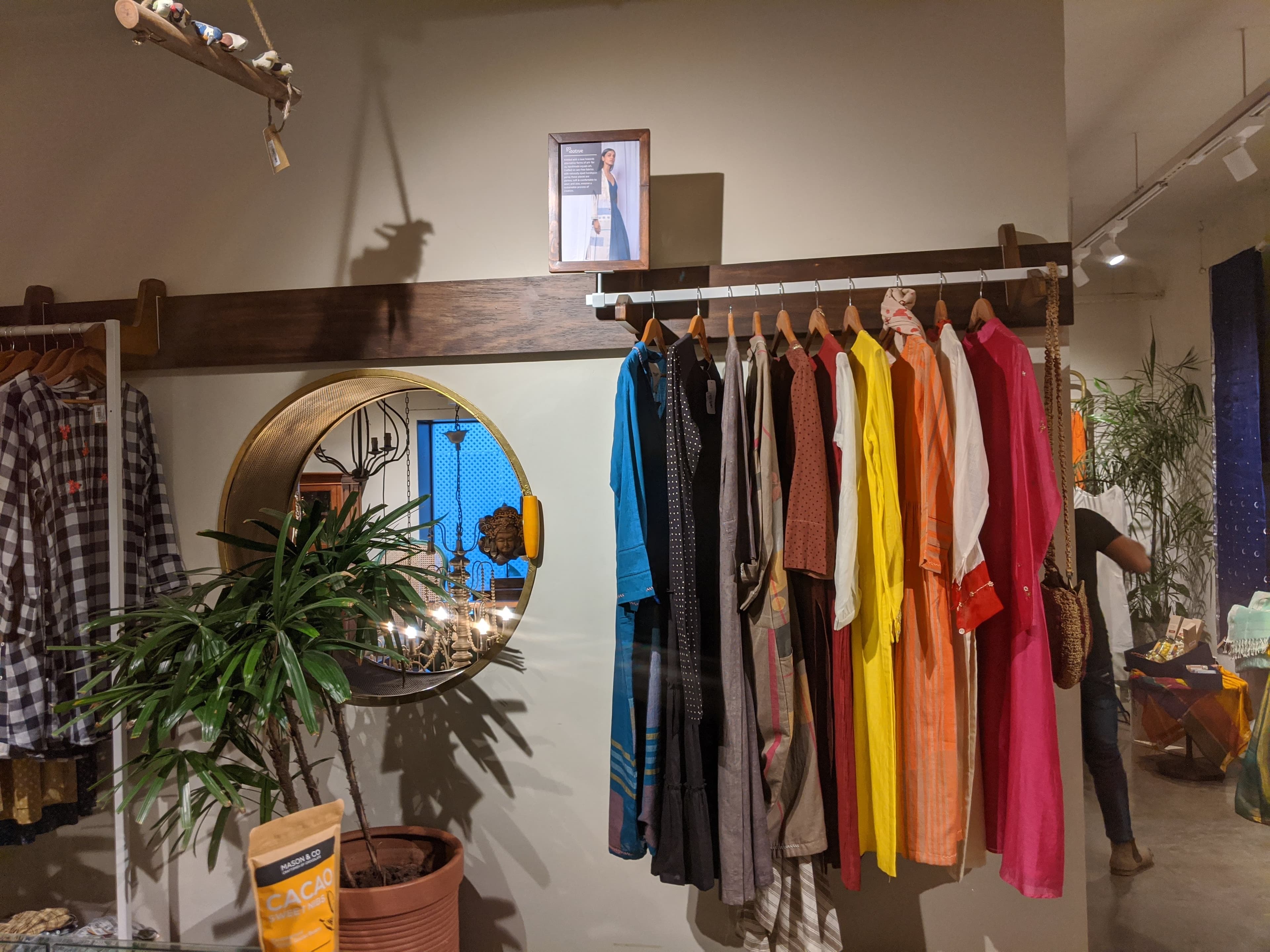 Go Native display 84