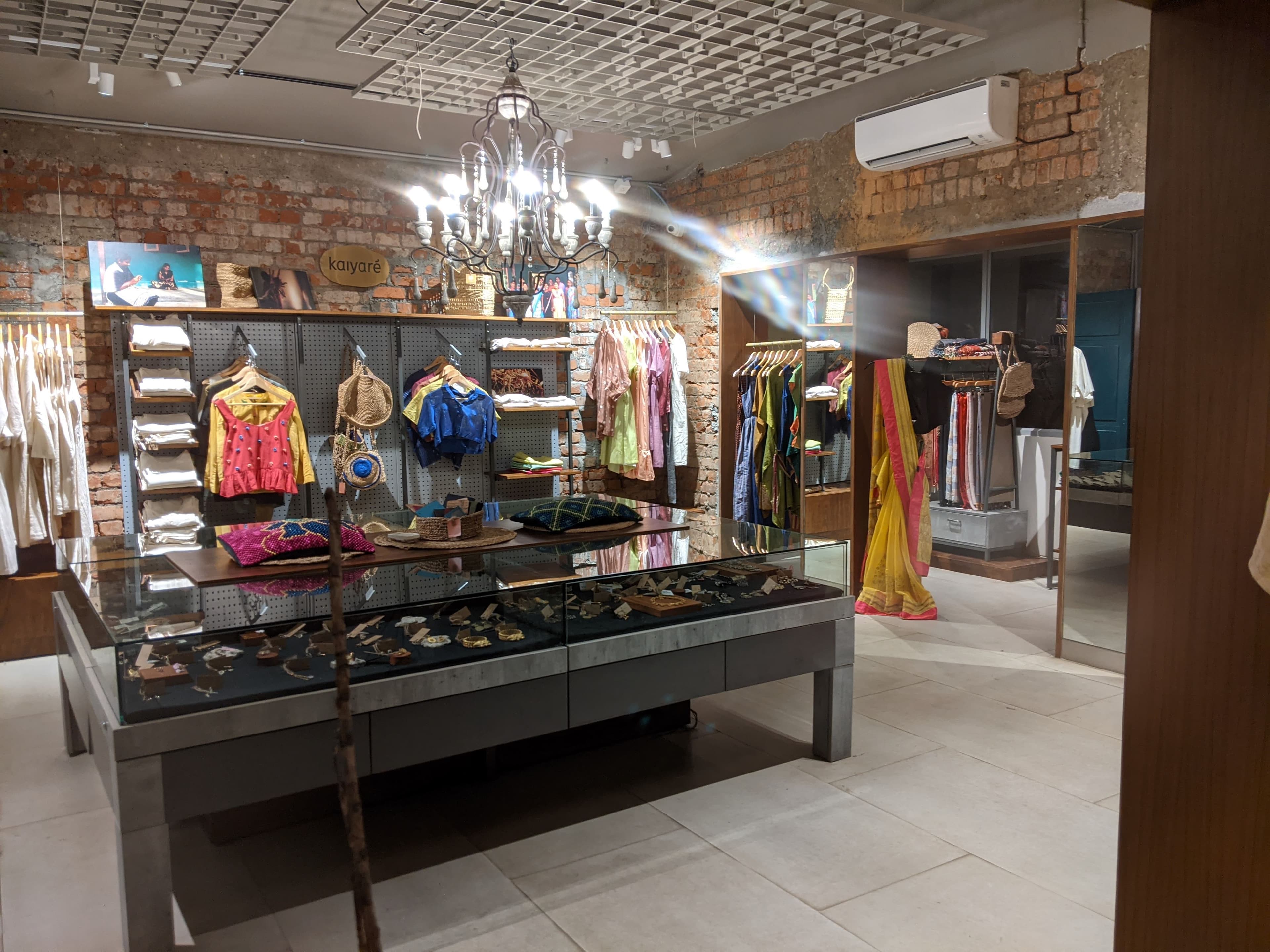 Go Native display 71