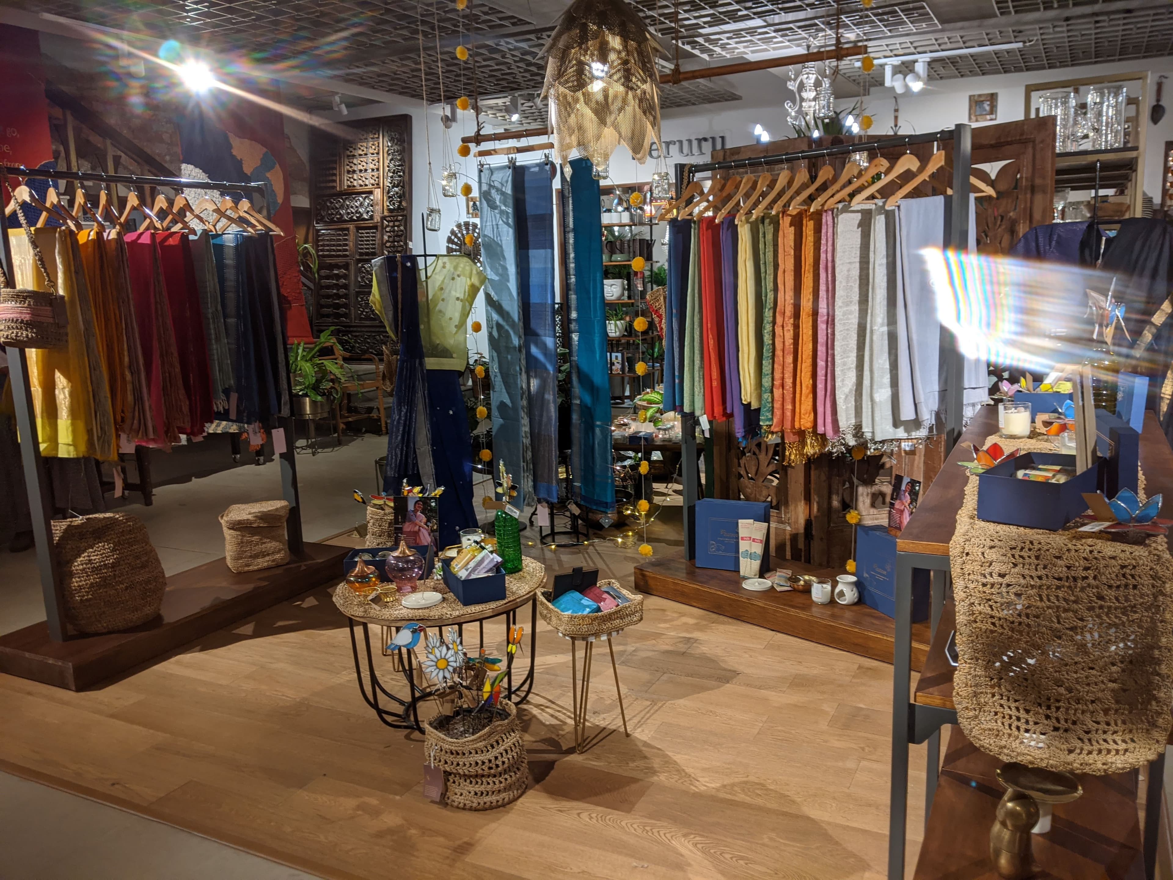 Go Native display 157