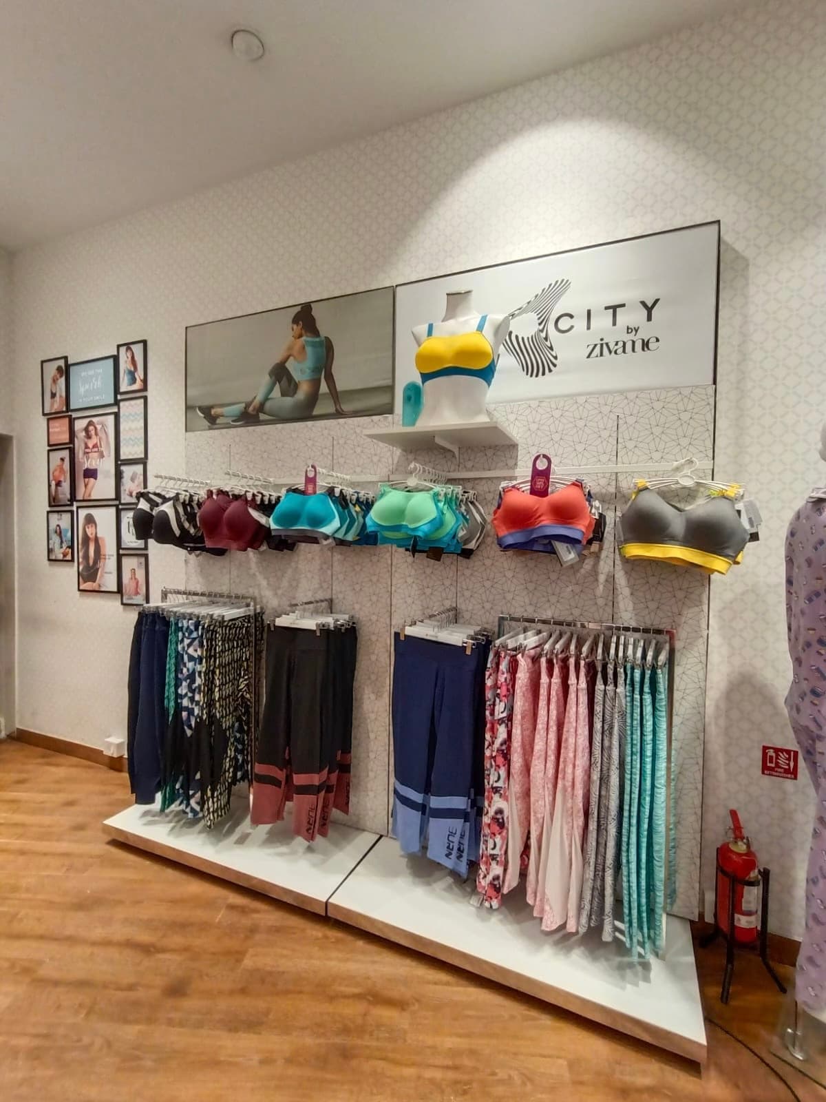 Zivame store display 6