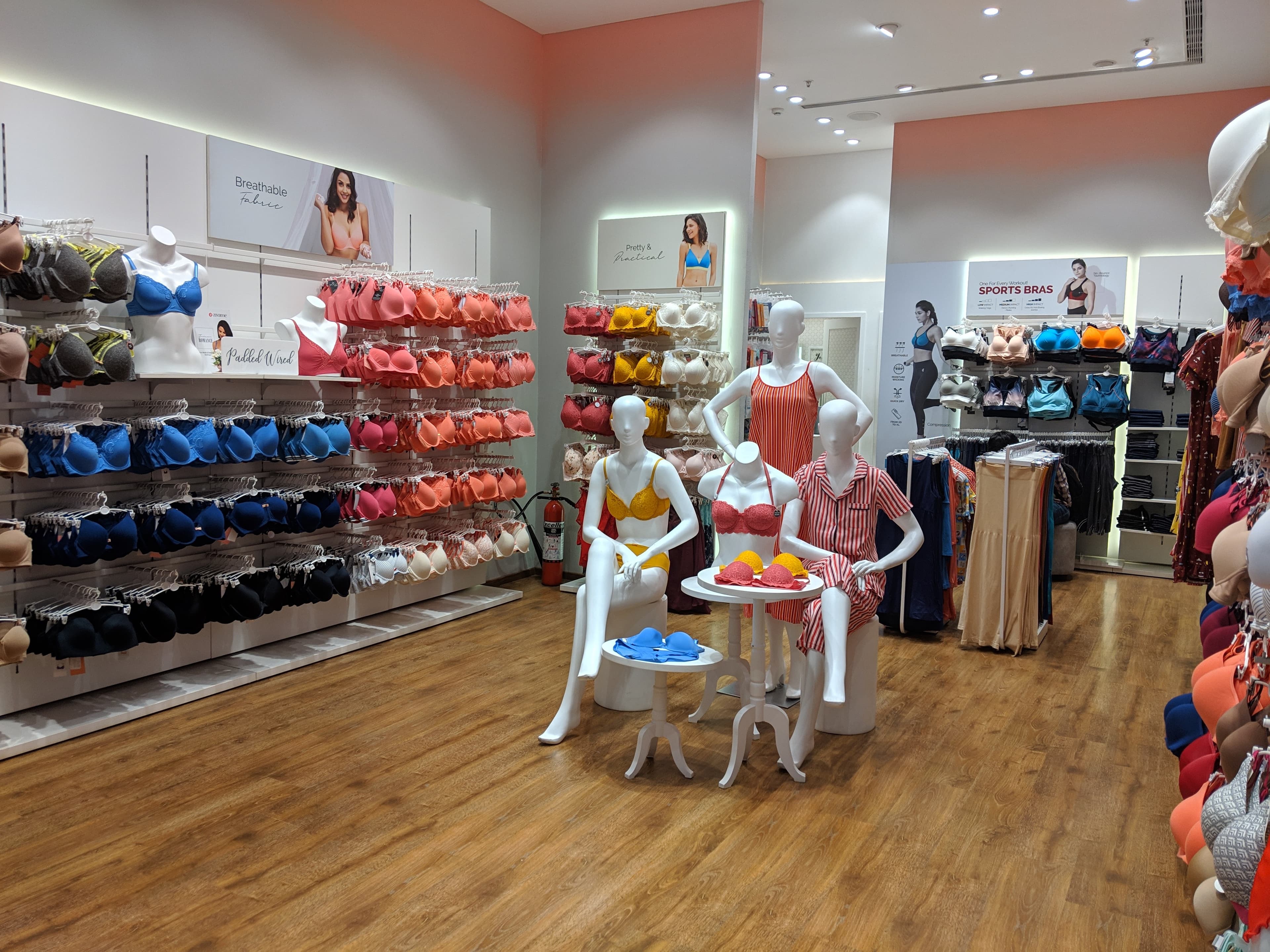 Zivame store display 20
