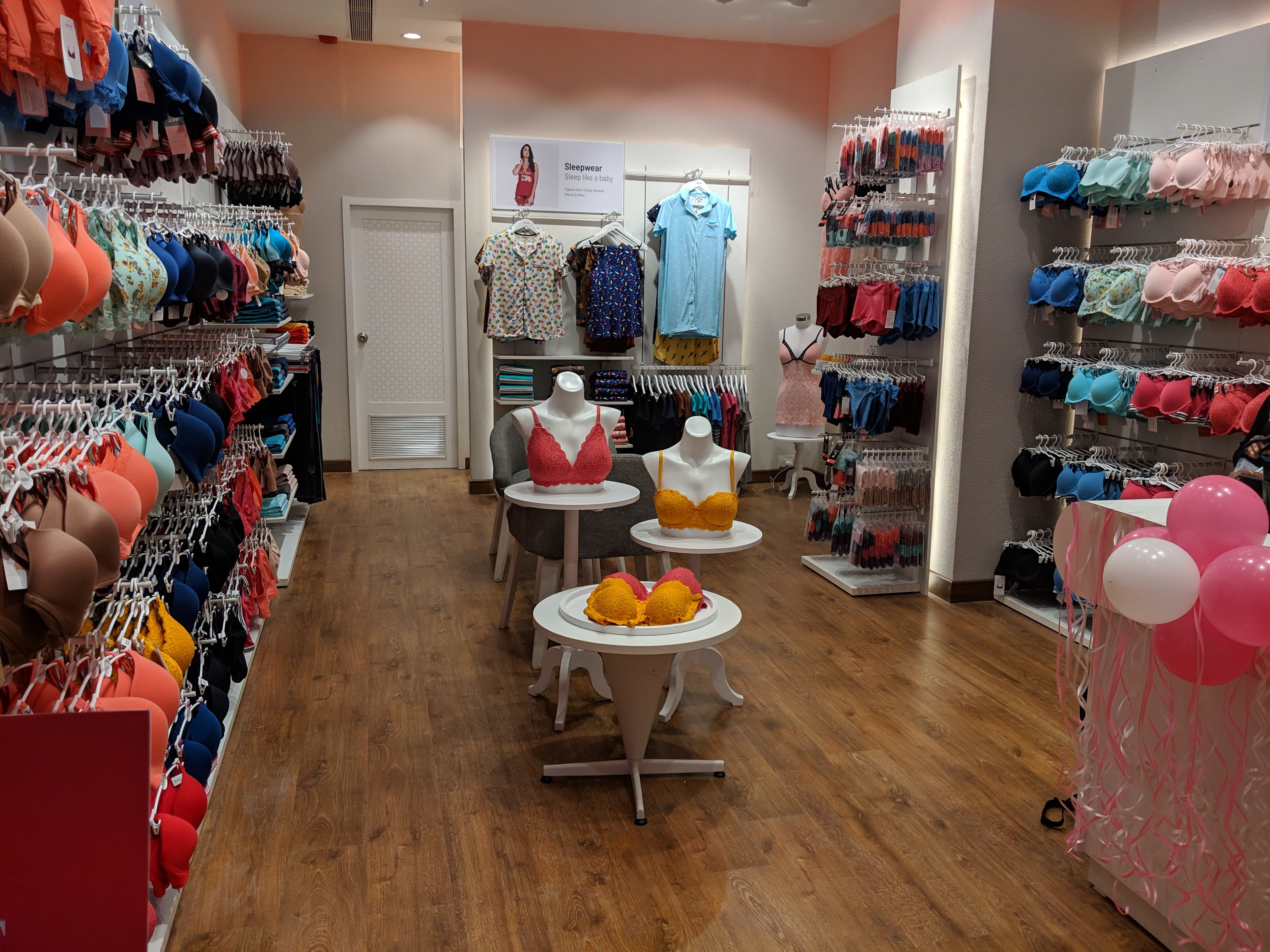 Zivame store display 34