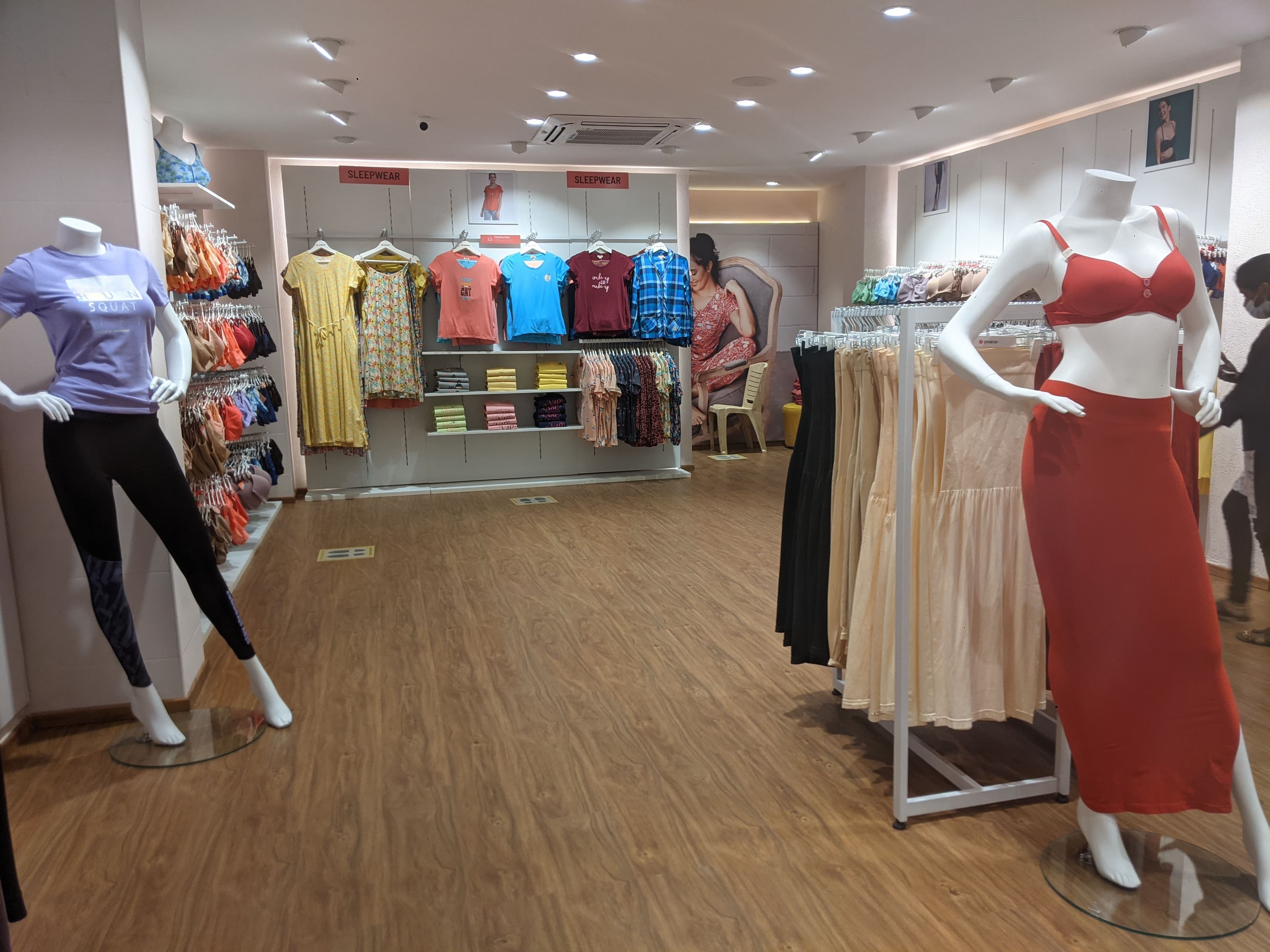 Zivame store display 53