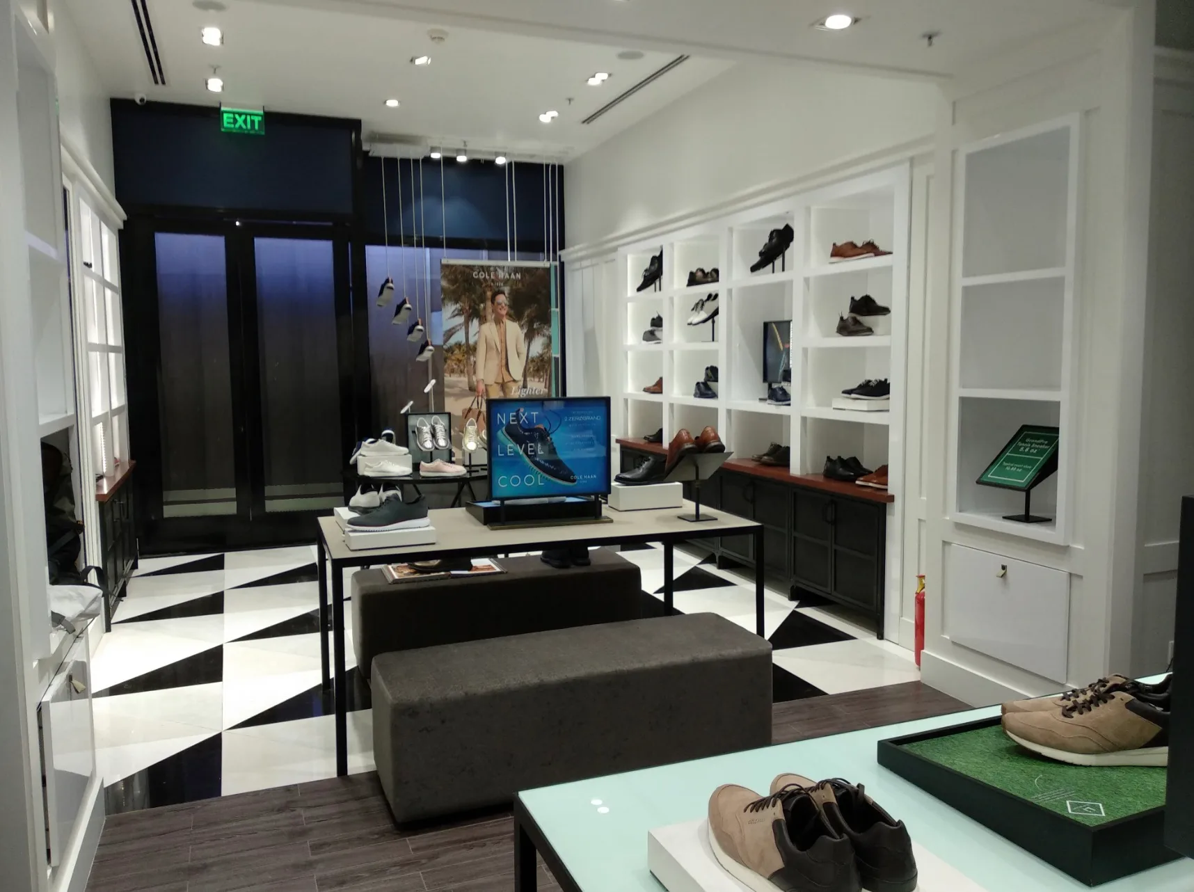 Cole Haan store visual merchandising by Divya Vandal, view 8