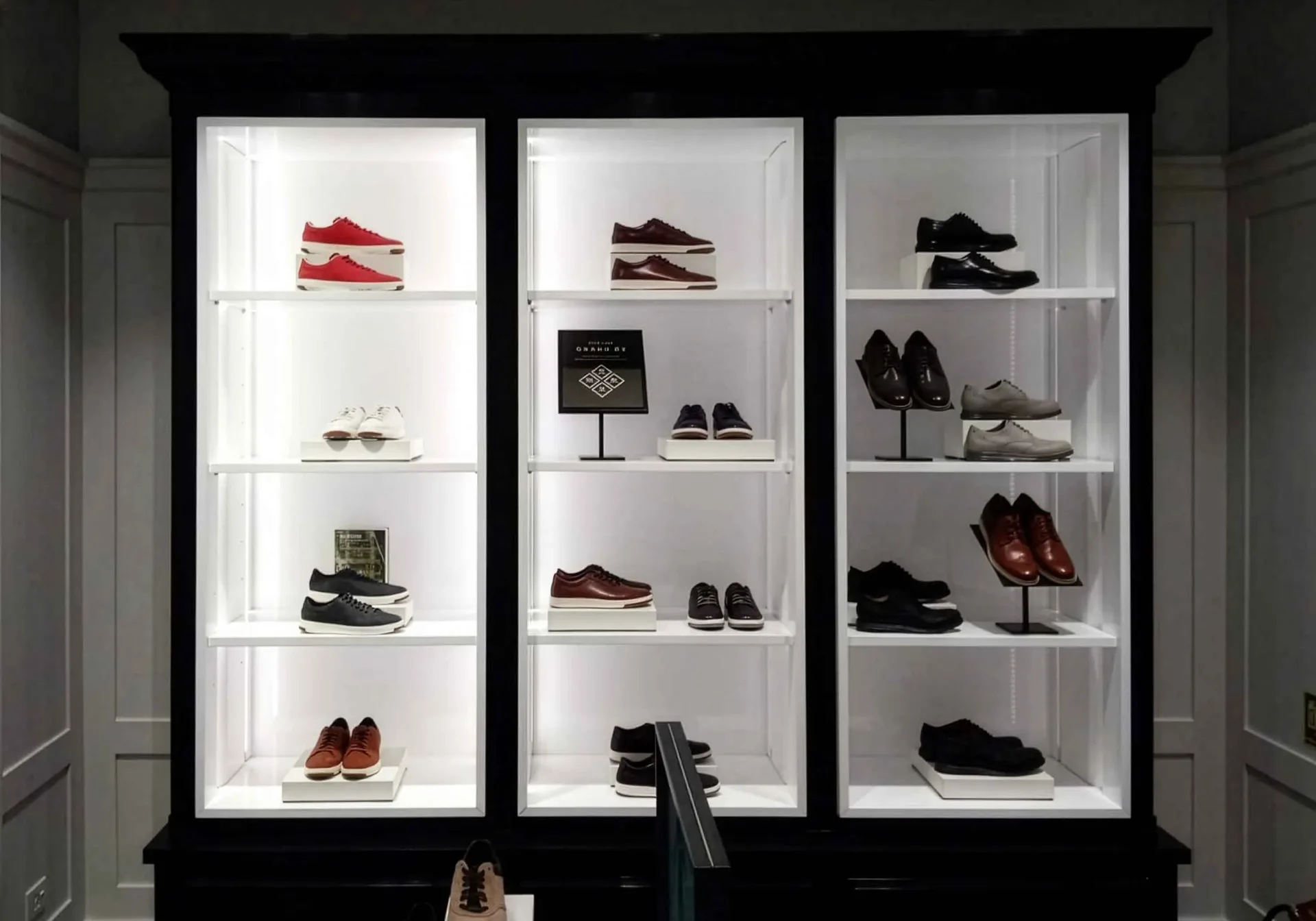 Cole Haan store visual merchandising by Divya Vandal, view 13