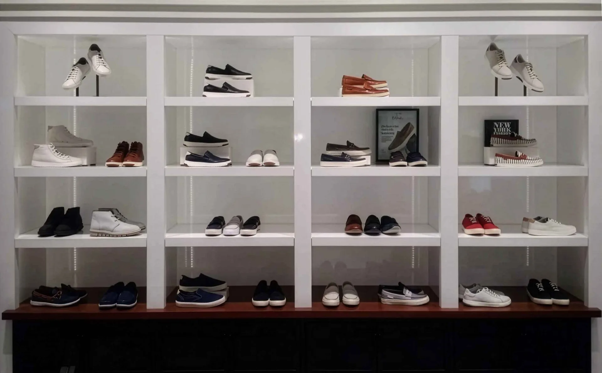Cole Haan store visual merchandising by Divya Vandal, view 17