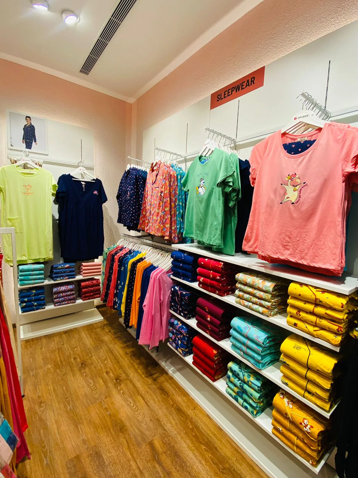 Zivame in-store merchandise display system by Divya Vandal, view 68