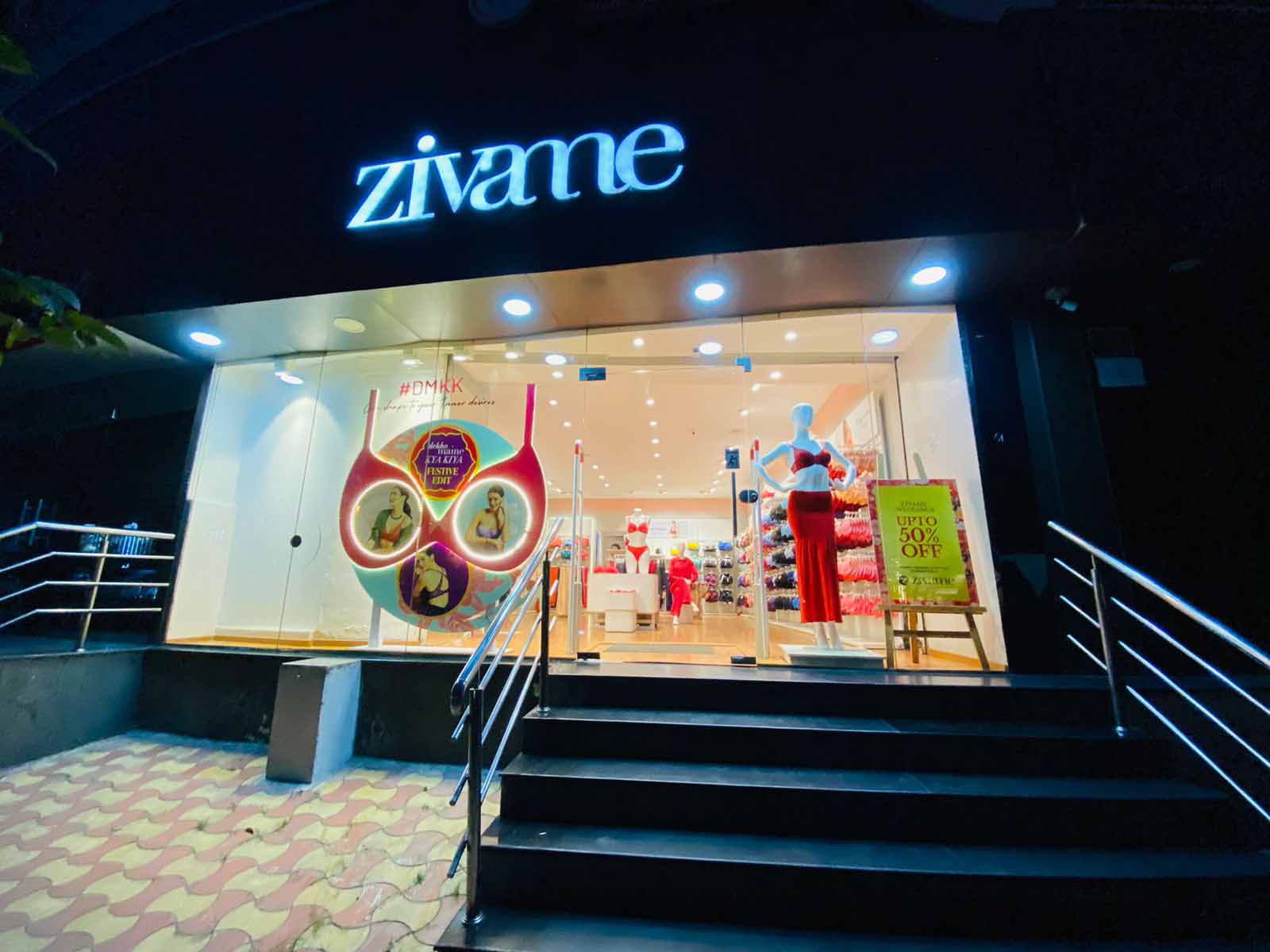 Dekho Maine Kya Kiya campaign window display for Zivame, view 3