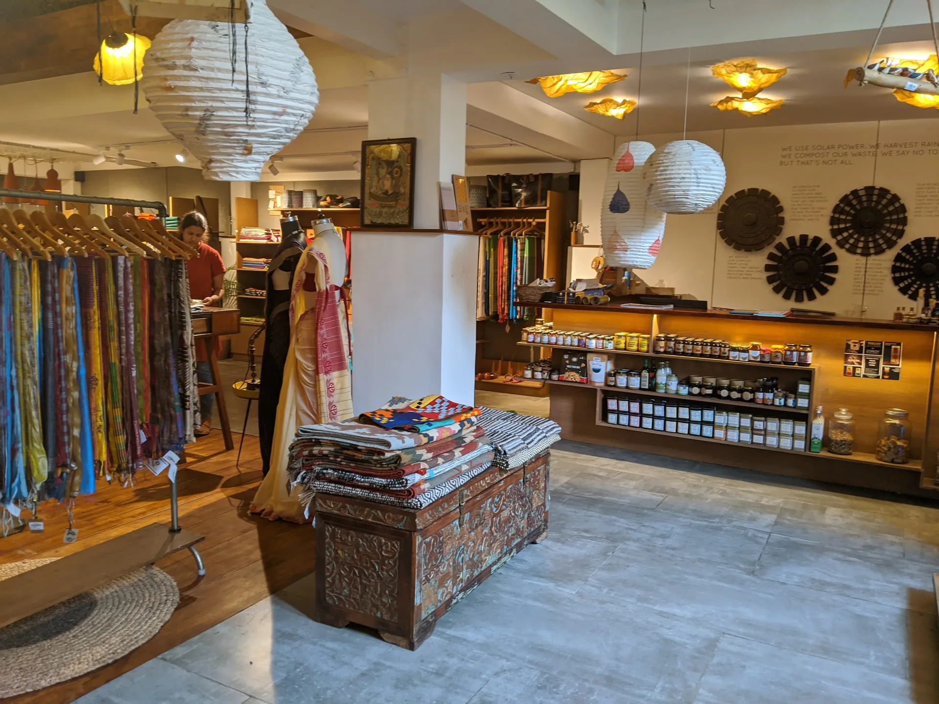 Go Native display 195