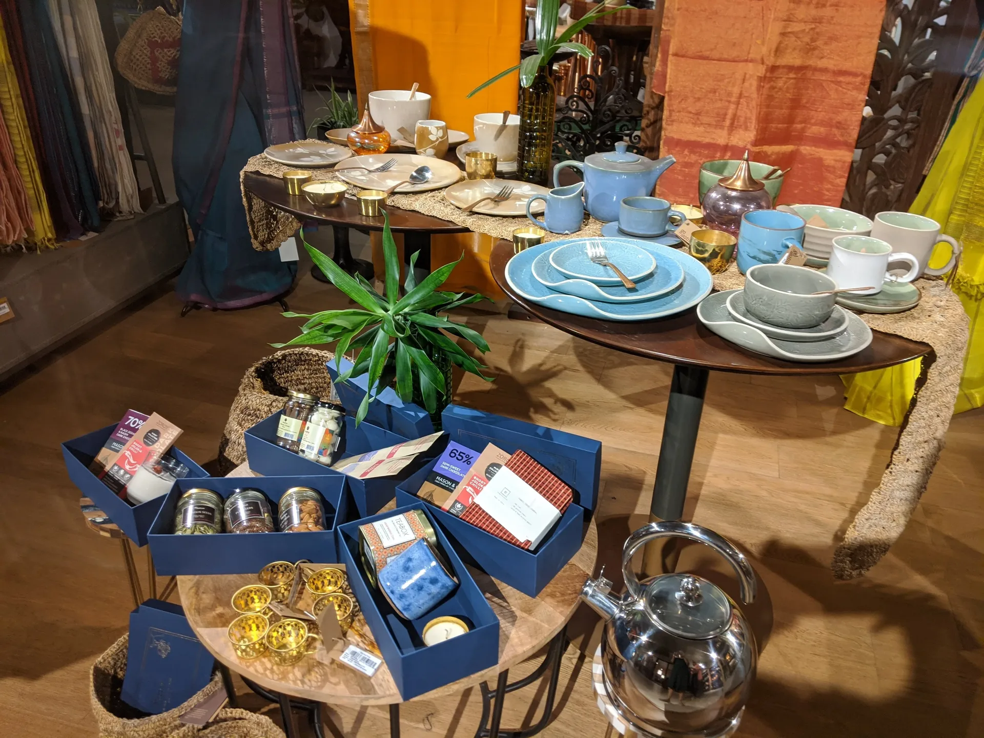 Go Native display 42
