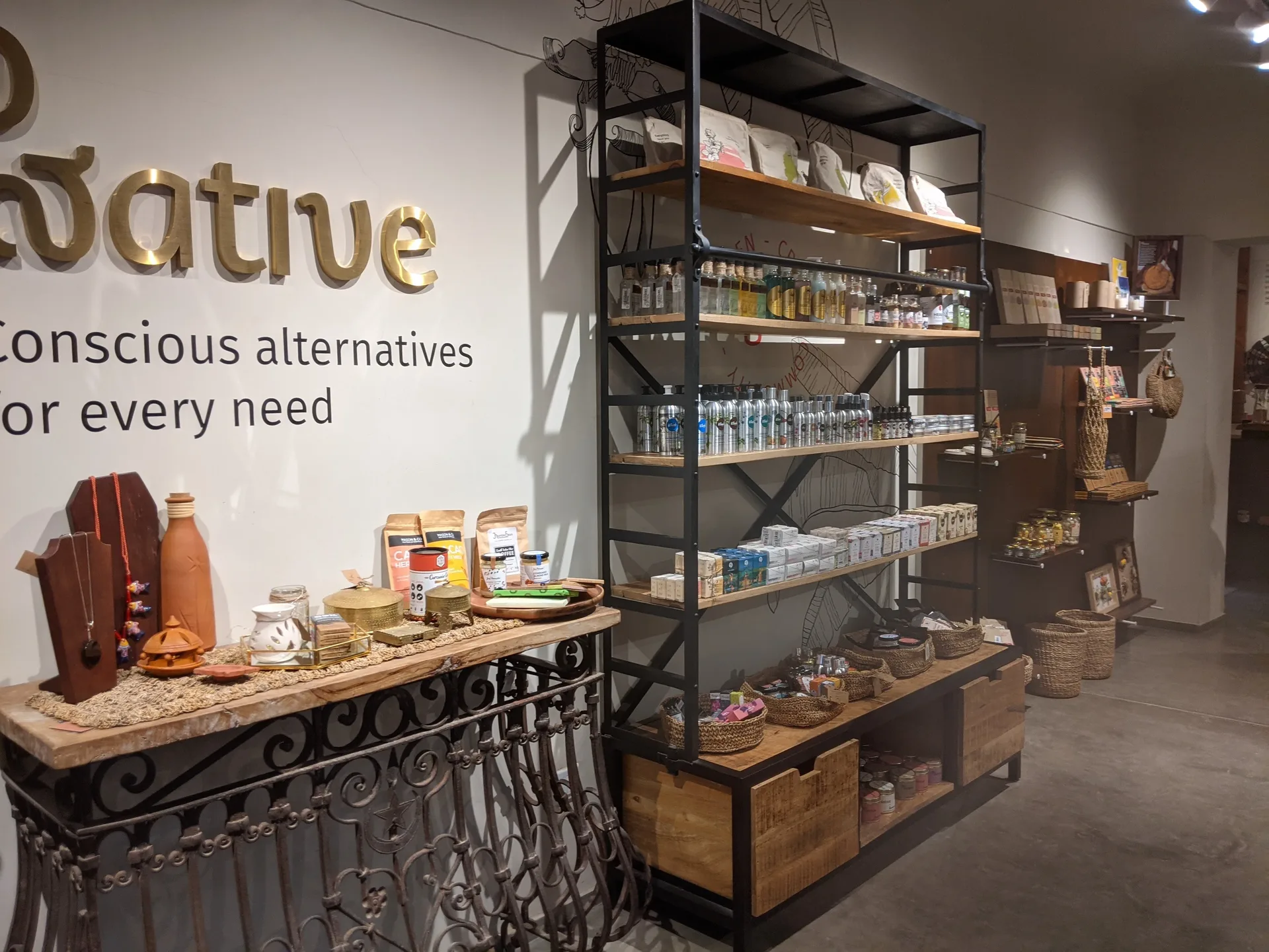 Go Native display 173