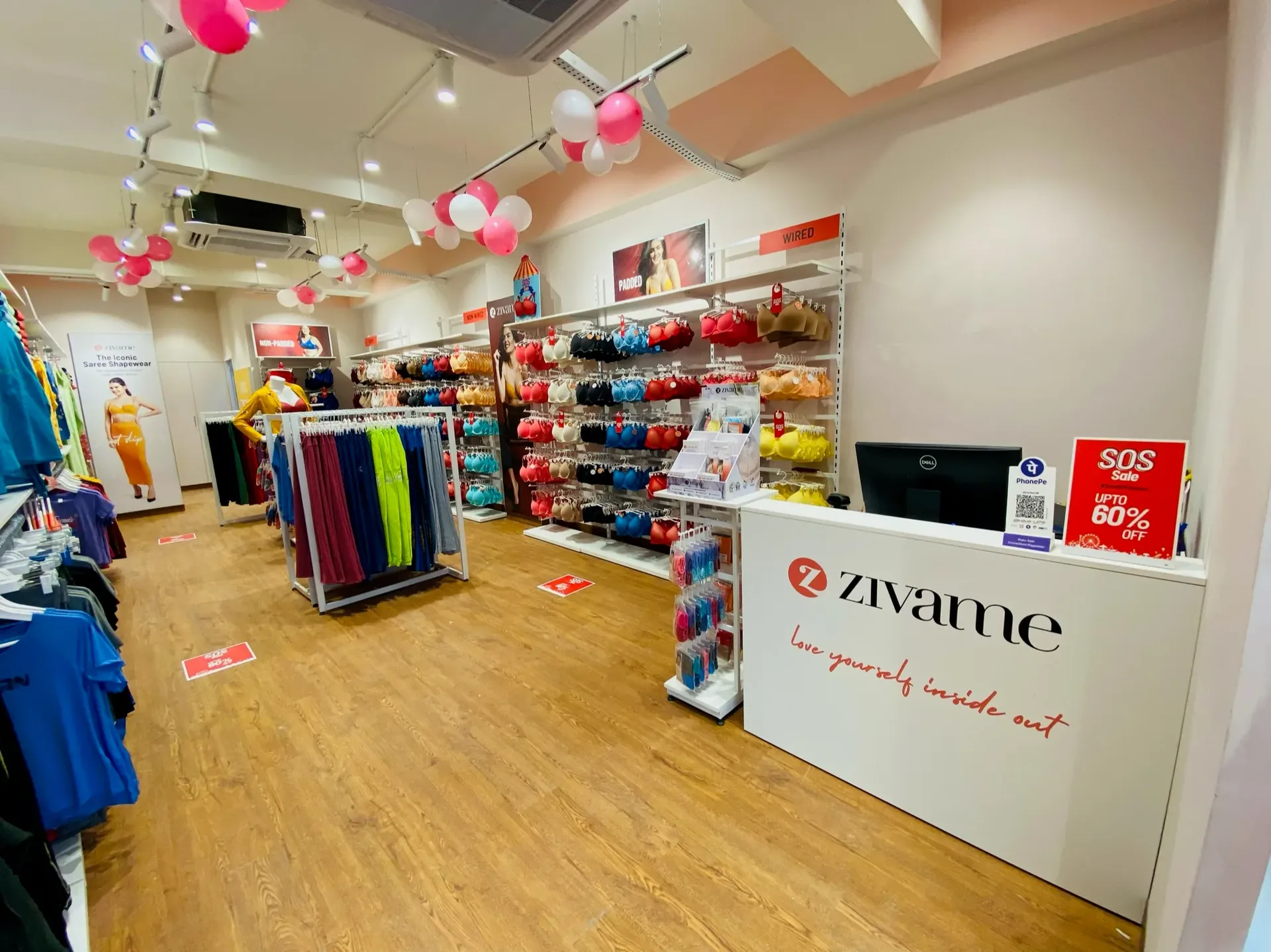 Zivame in-store merchandise display system by Divya Vandal, view 12