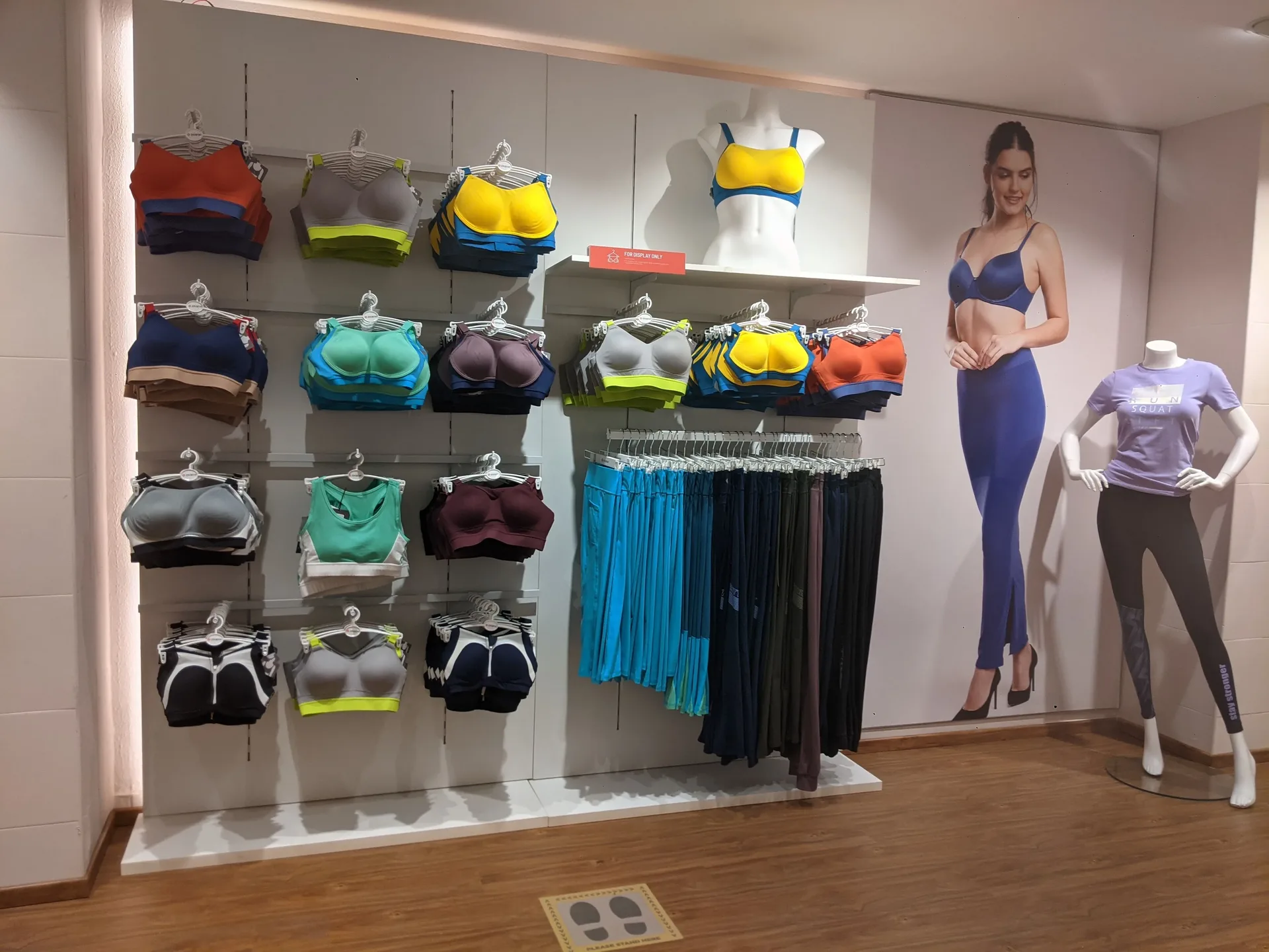 Zivame in-store merchandise display system by Divya Vandal, view 54