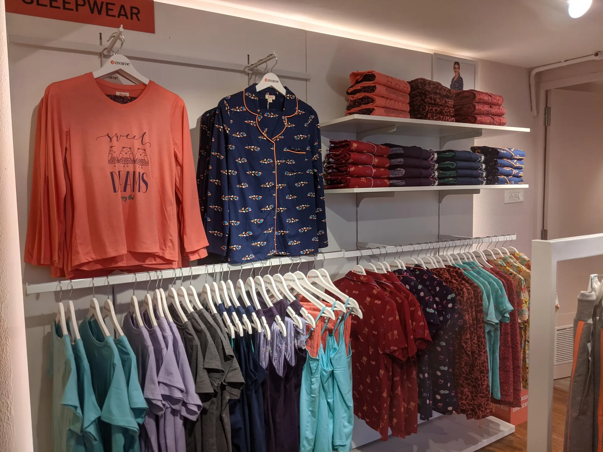Zivame in-store merchandise display system by Divya Vandal, view 59