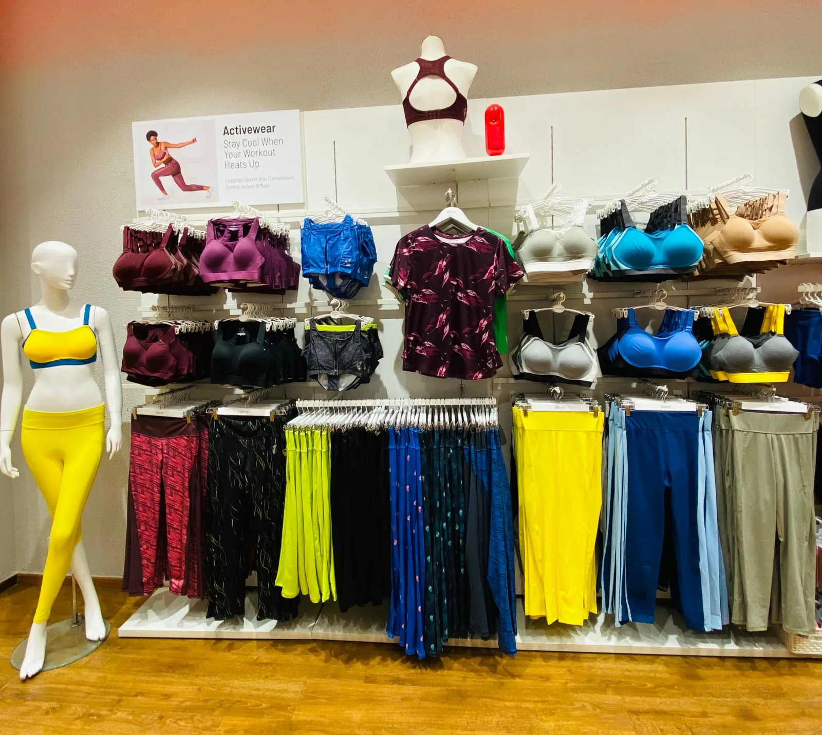 Zivame in-store merchandise display system by Divya Vandal, view 73