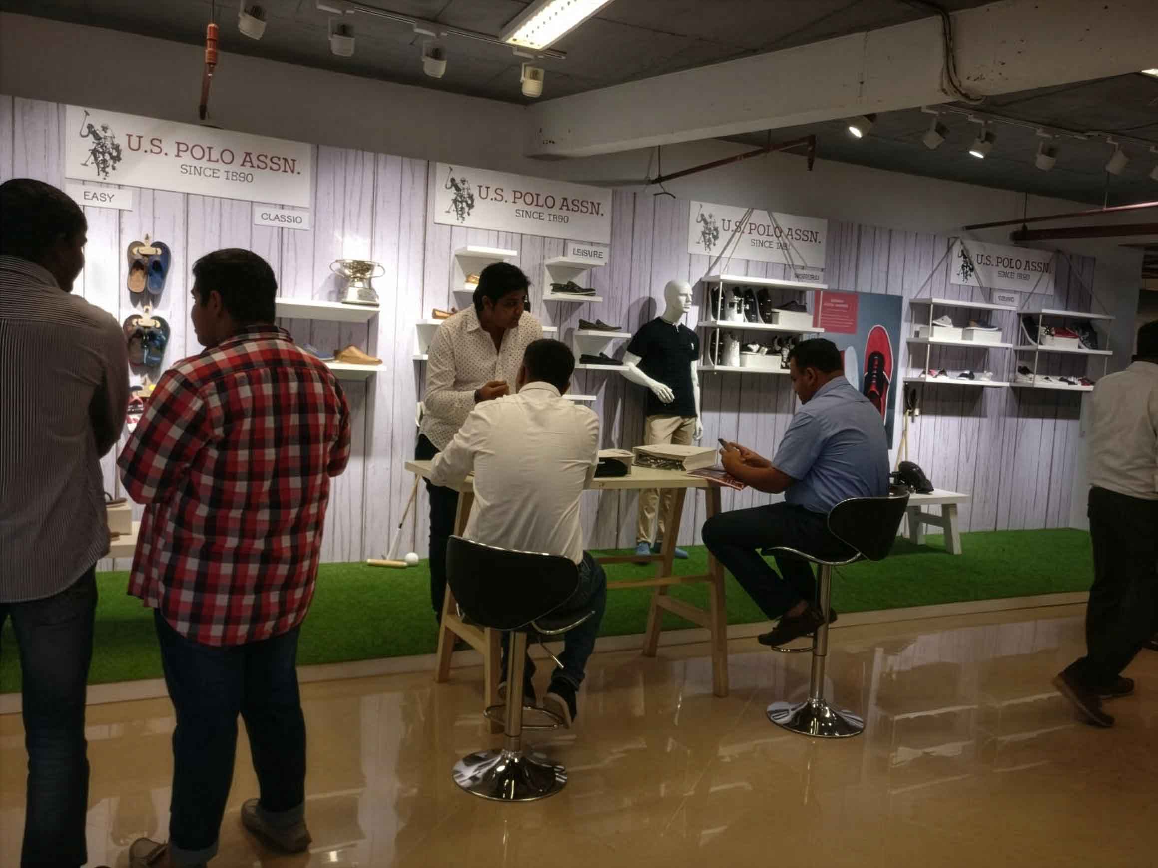 Trade Show 02 display 11