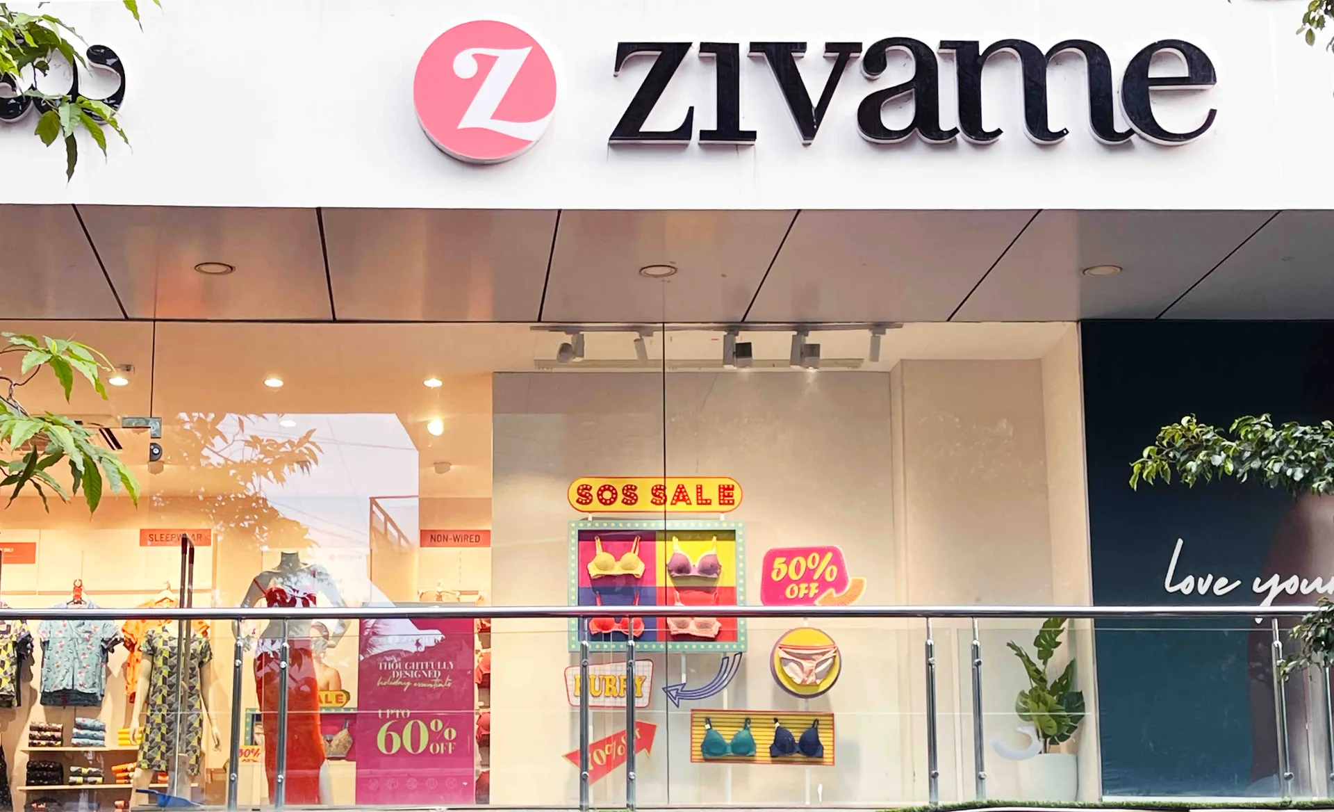 Vintage Neon Sale send-off sale window for Zivame, view 8