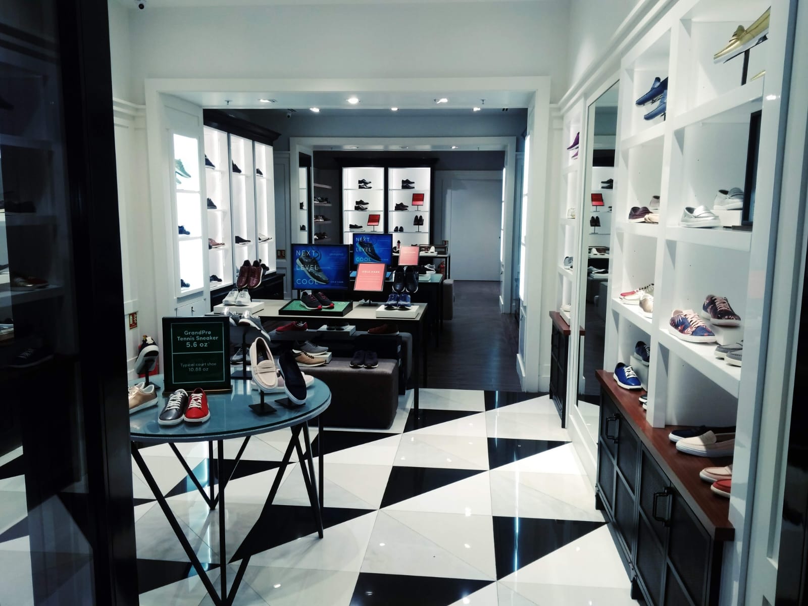 Cole Haan retail store 29