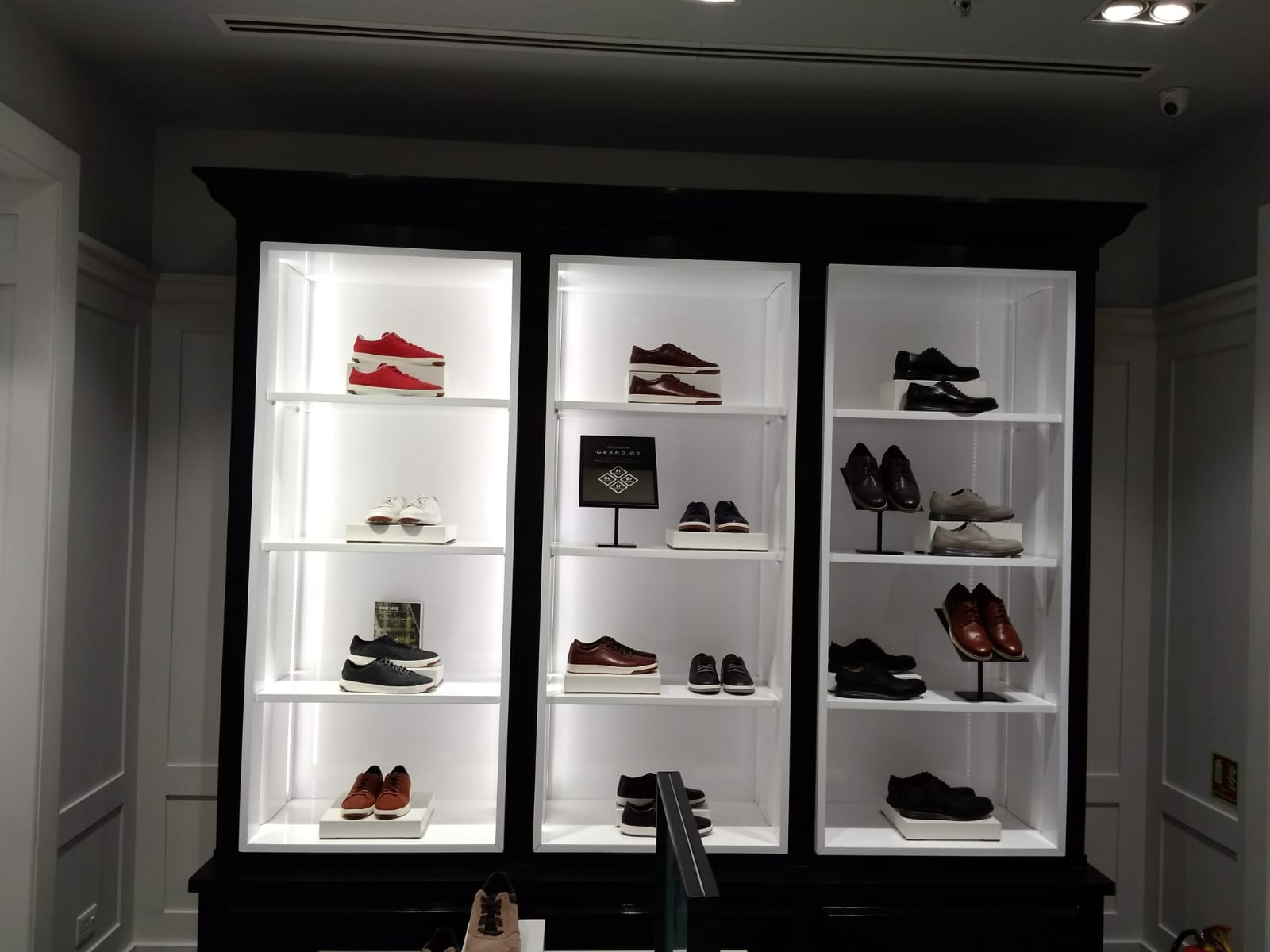 Cole Haan retail store 34