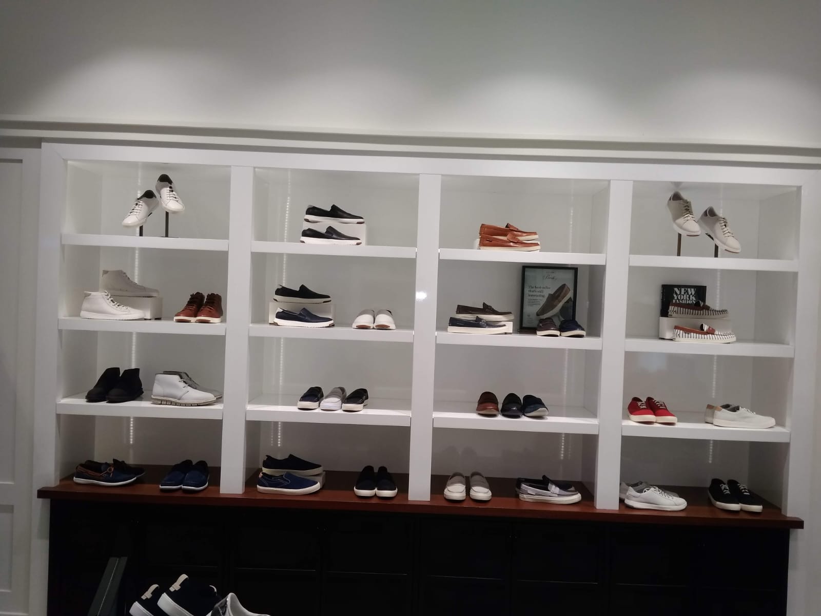 Cole Haan retail store 40