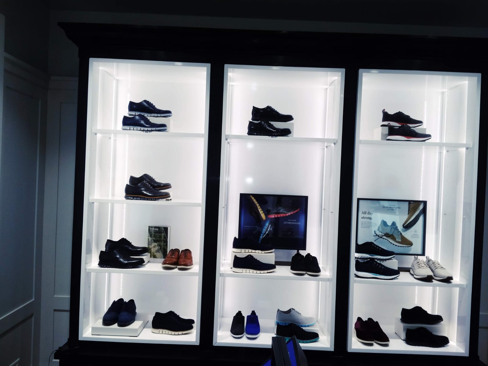 Cole Haan retail store 45