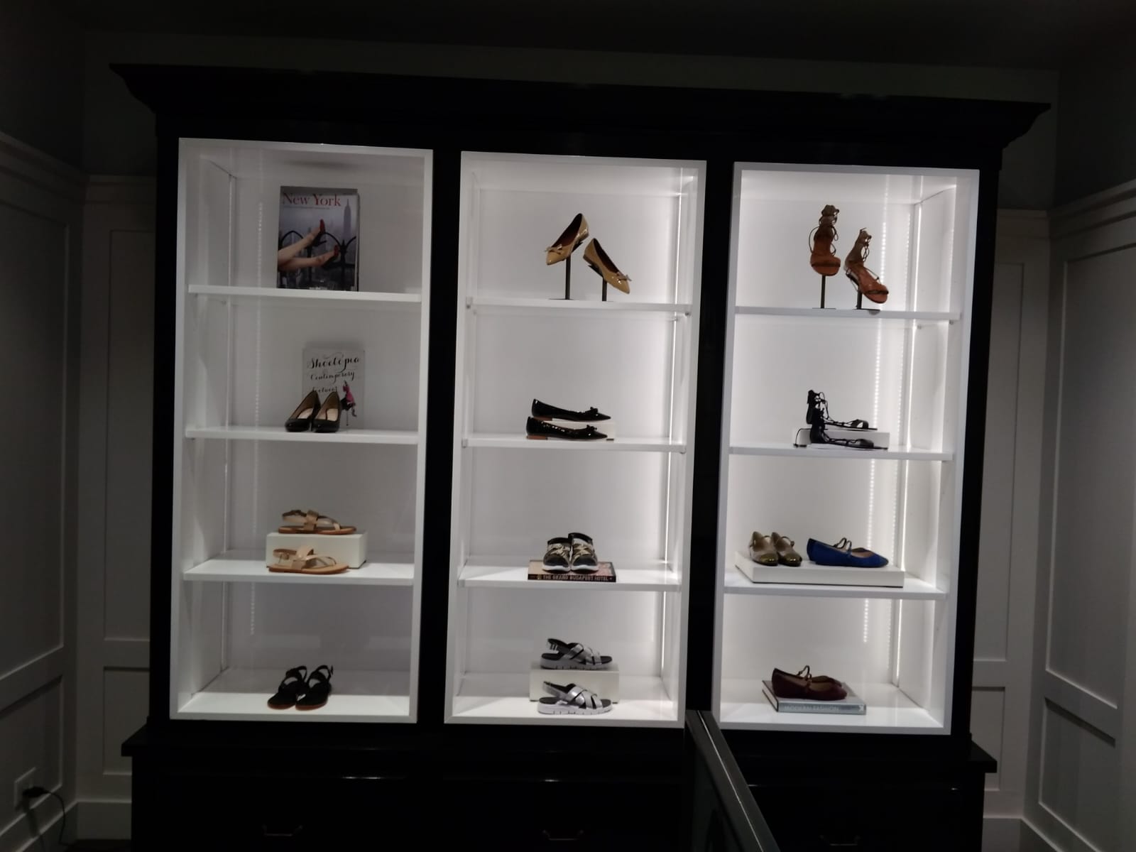 Cole Haan retail store 47