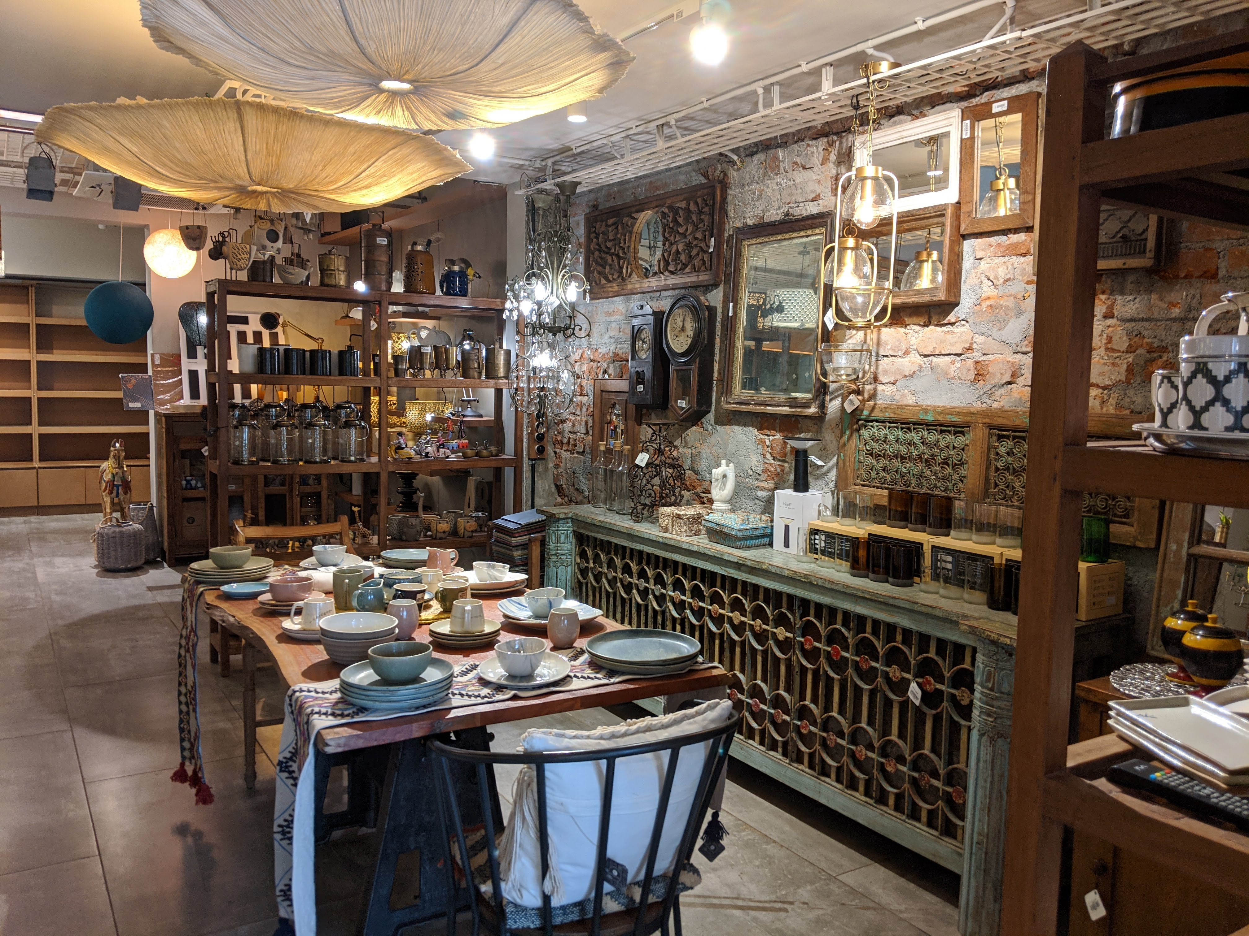 Go Native display 19