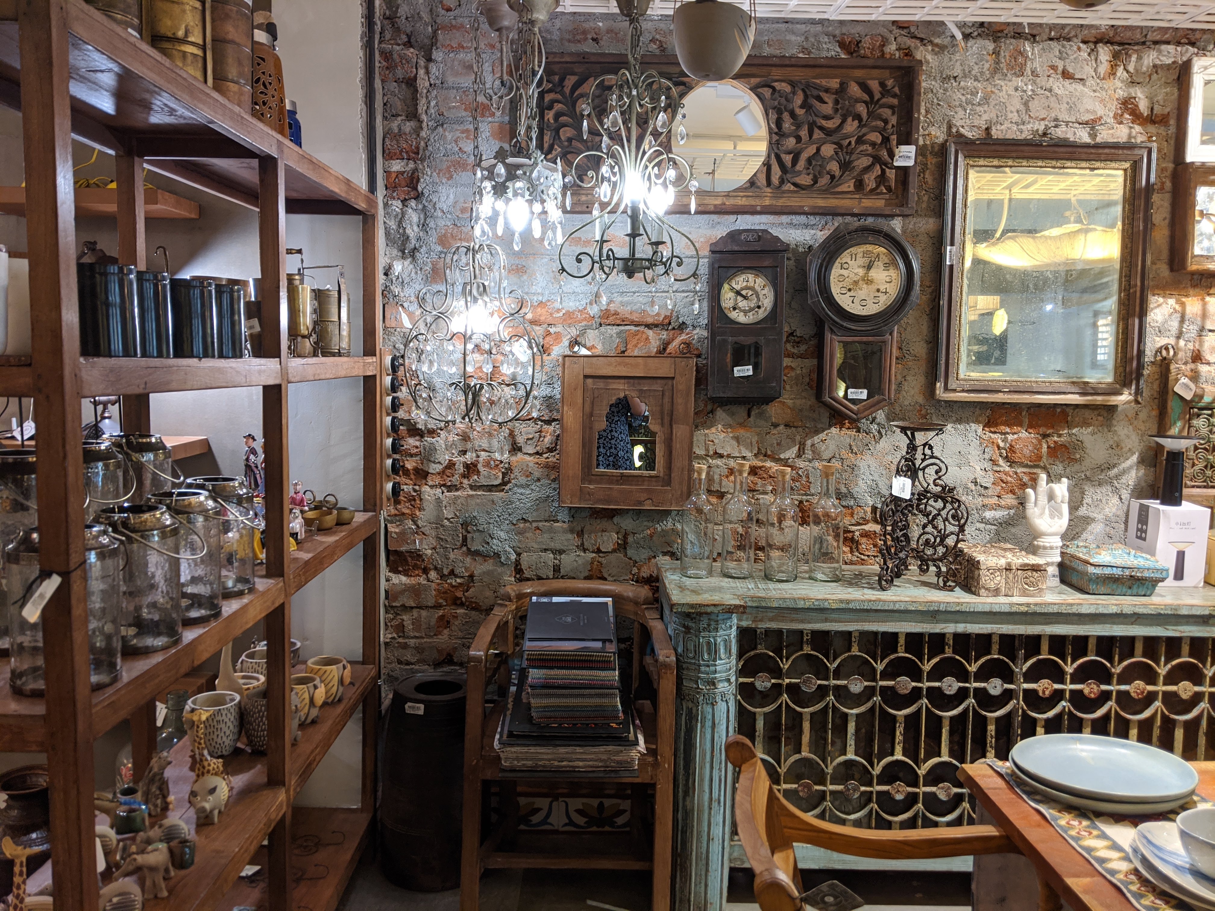 Go Native display 21