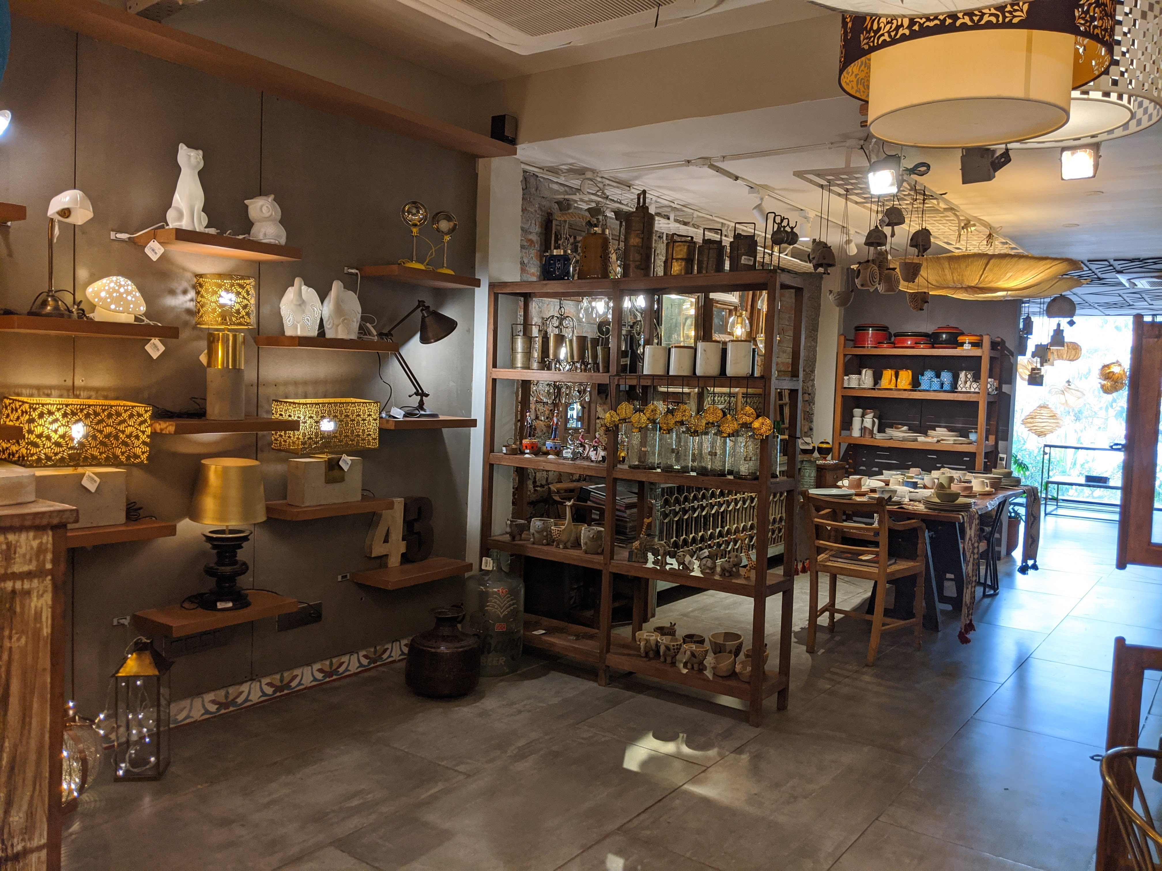 Go Native display 25