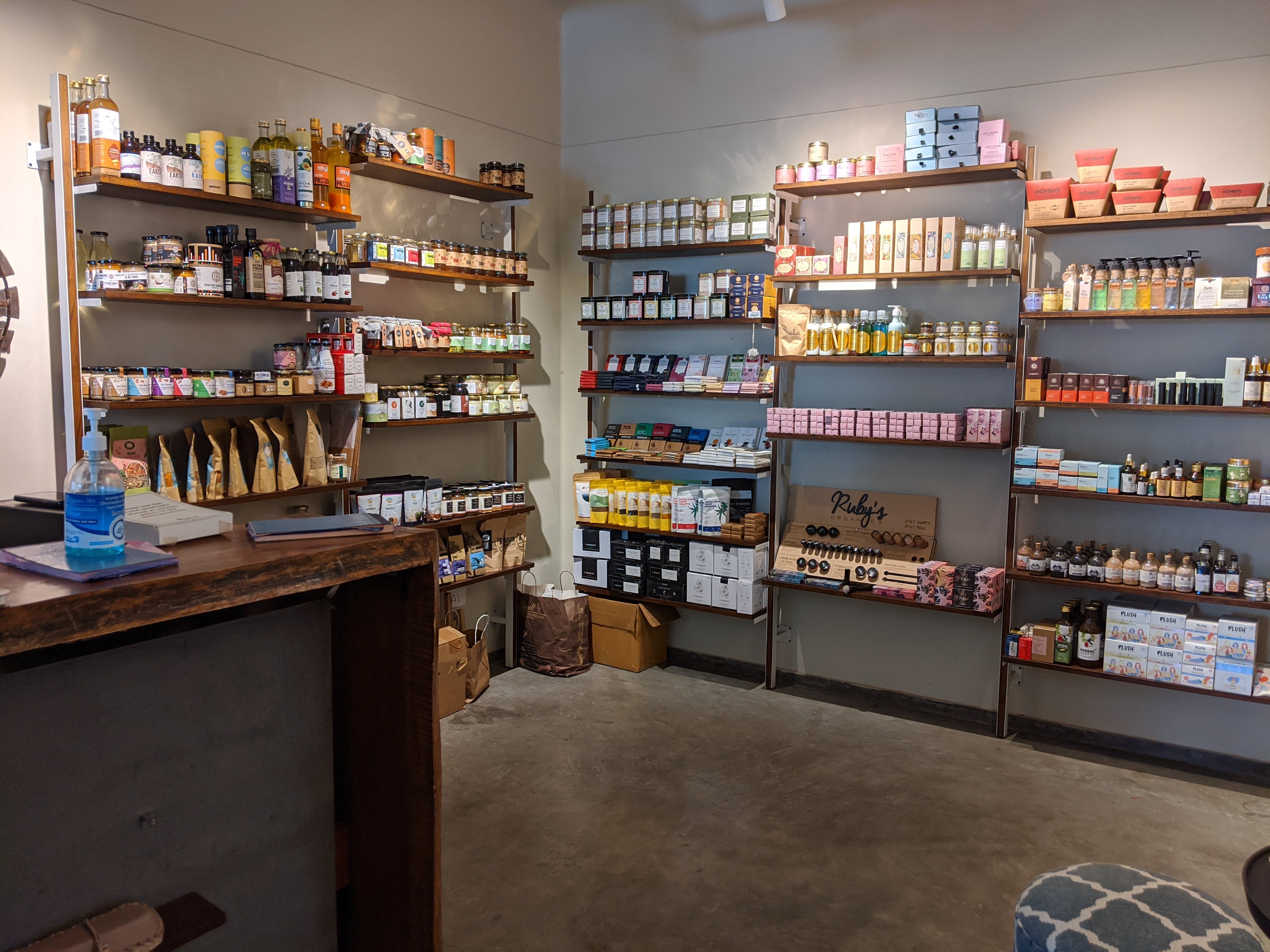 Go Native display 35