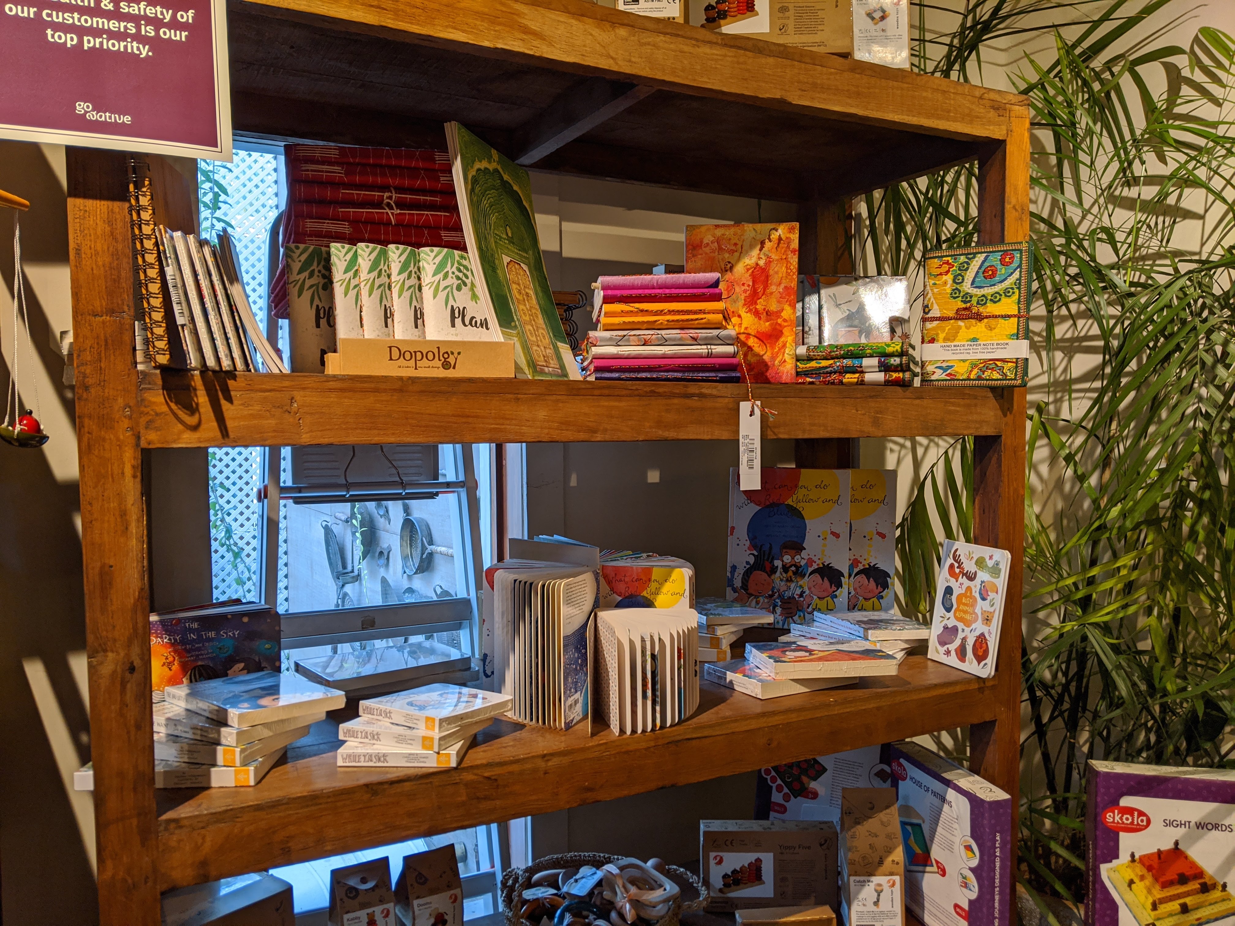 Go Native display 43