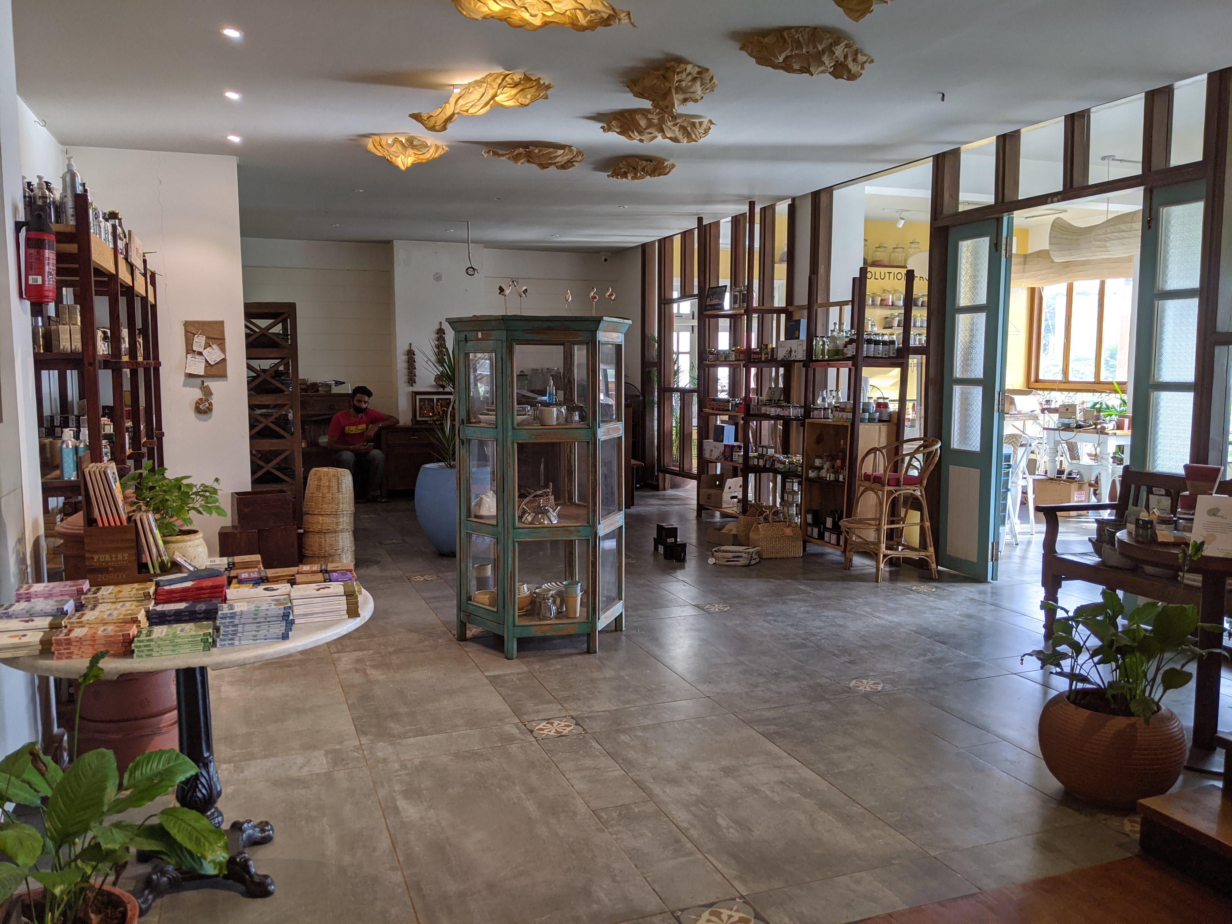 Go Native display 59